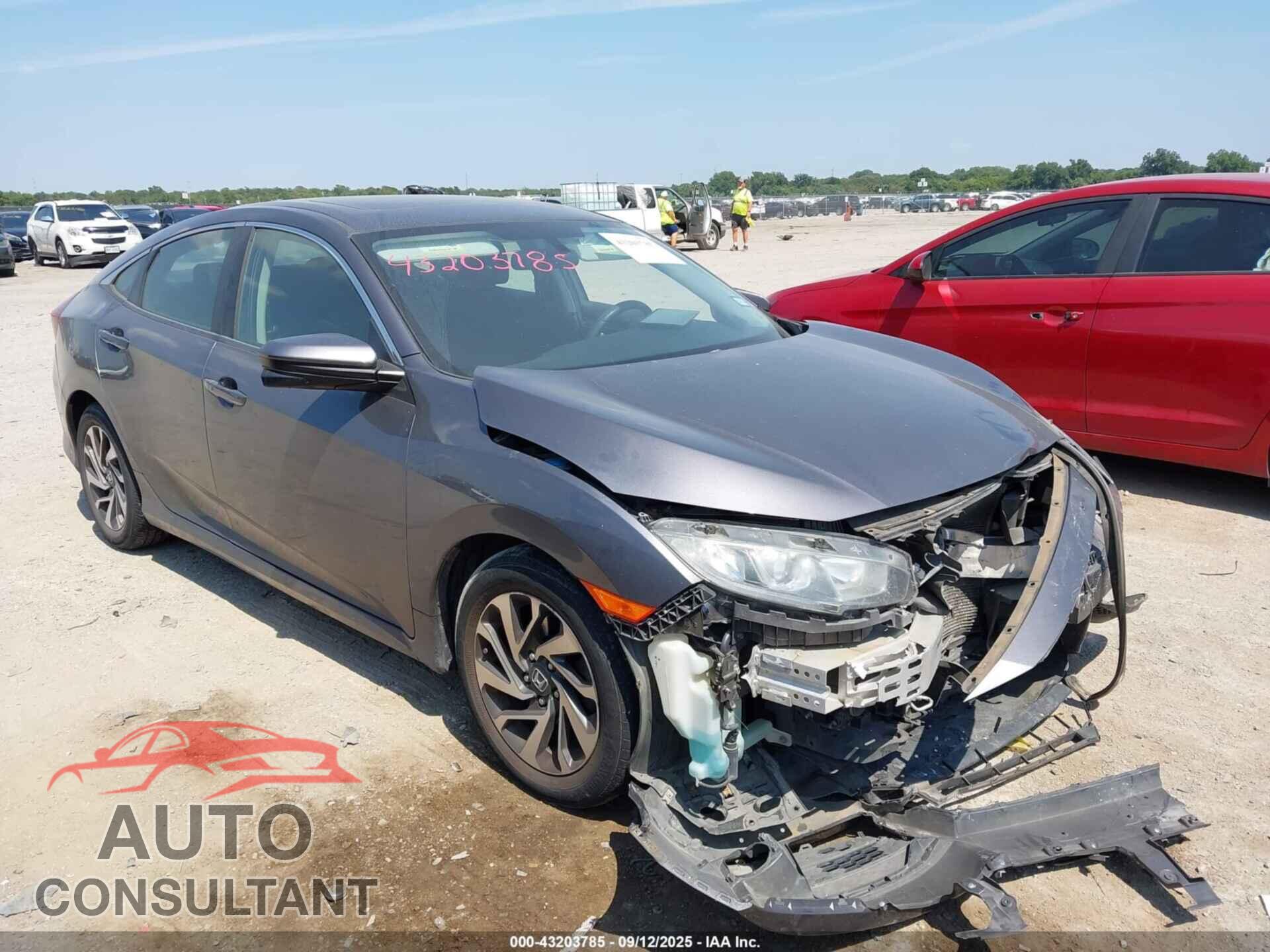 HONDA CIVIC 2017 - 2HGFC2F70HH563074