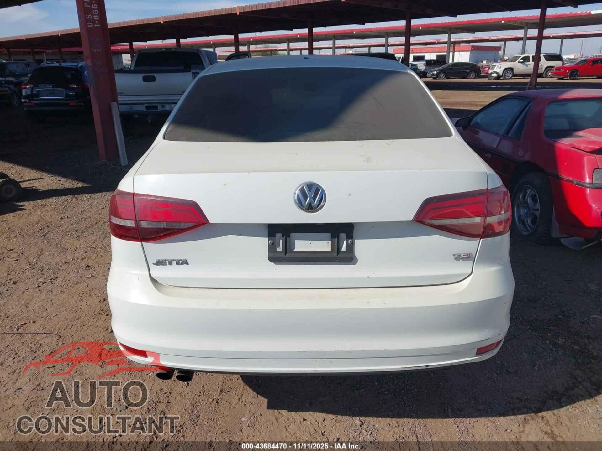 VOLKSWAGEN JETTA 2017 - 3VW2B7AJXHM413441
