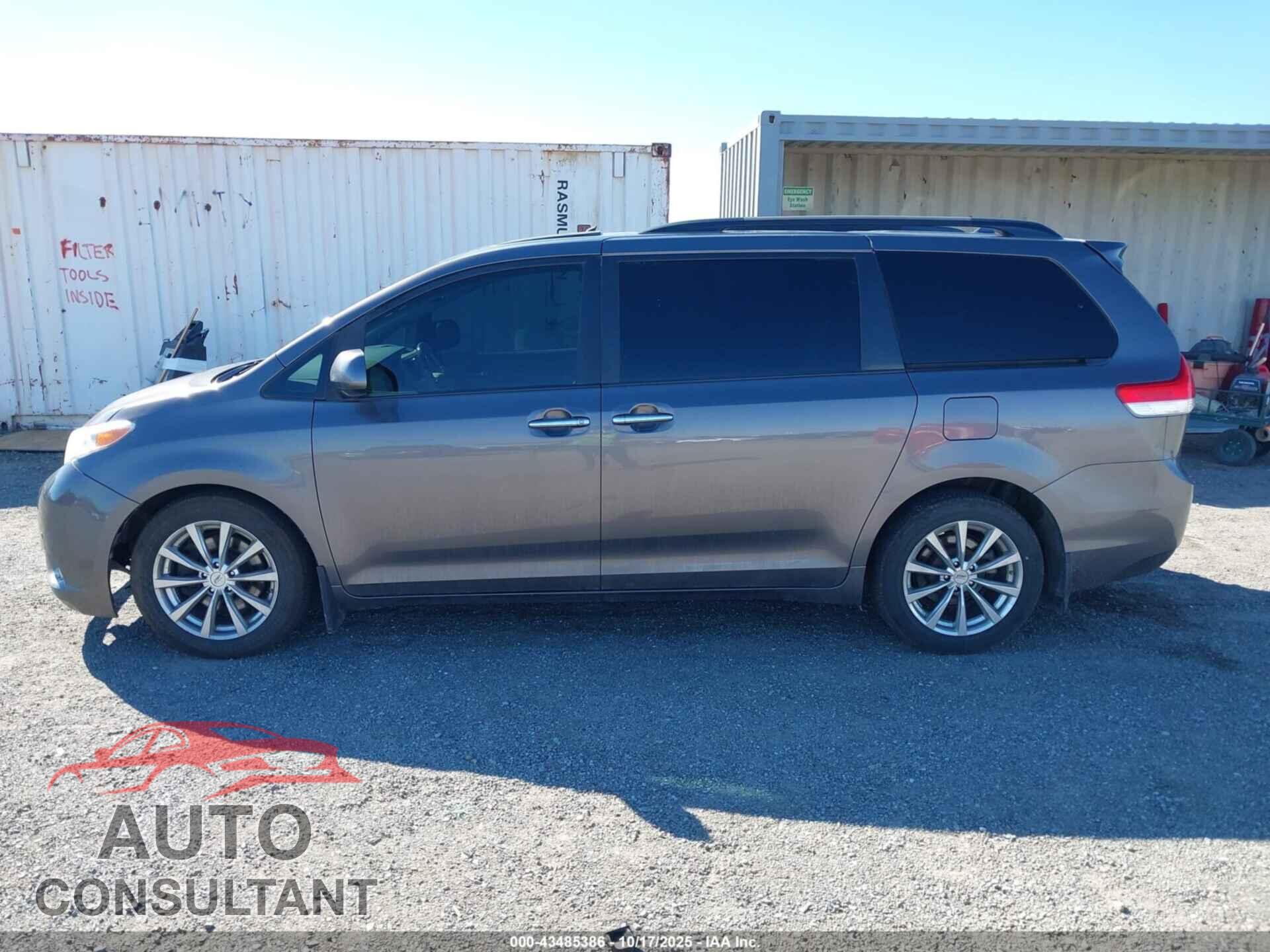 TOYOTA SIENNA 2012 - 5TDDK3DC7CS034407