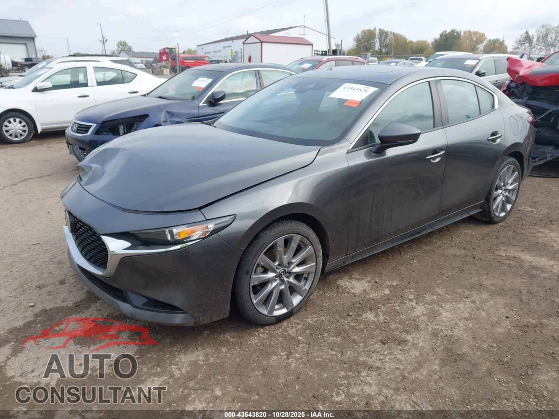 MAZDA MAZDA3 2021 - JM1BPBCL1M1328792