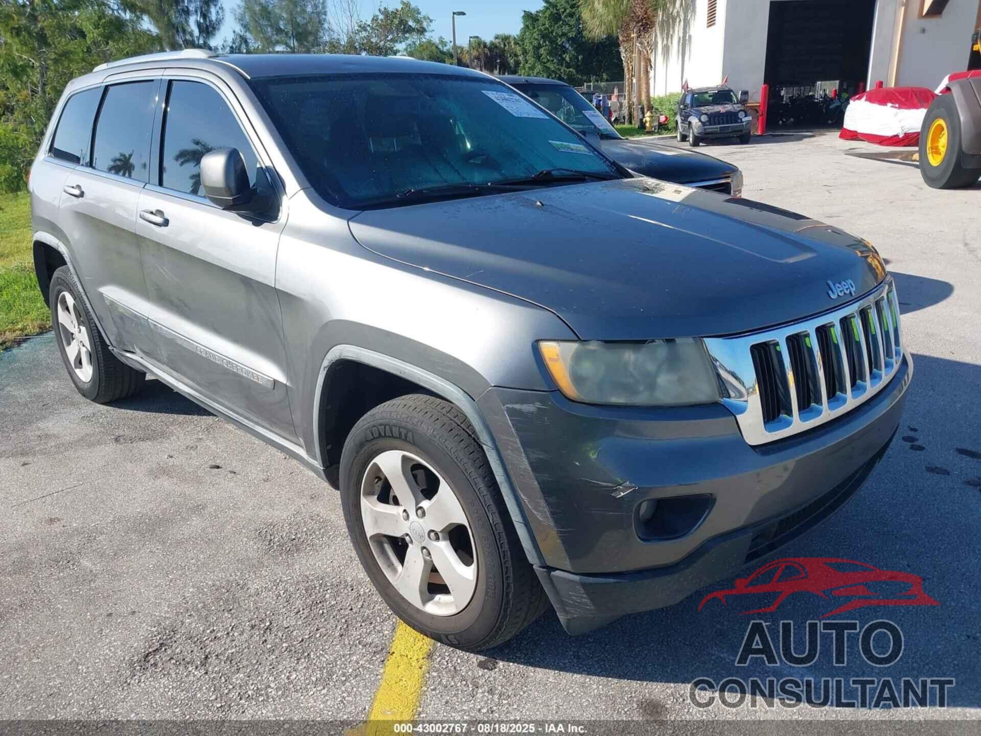JEEP GRAND CHEROKEE 2011 - 1J4RR4GG2BC656686