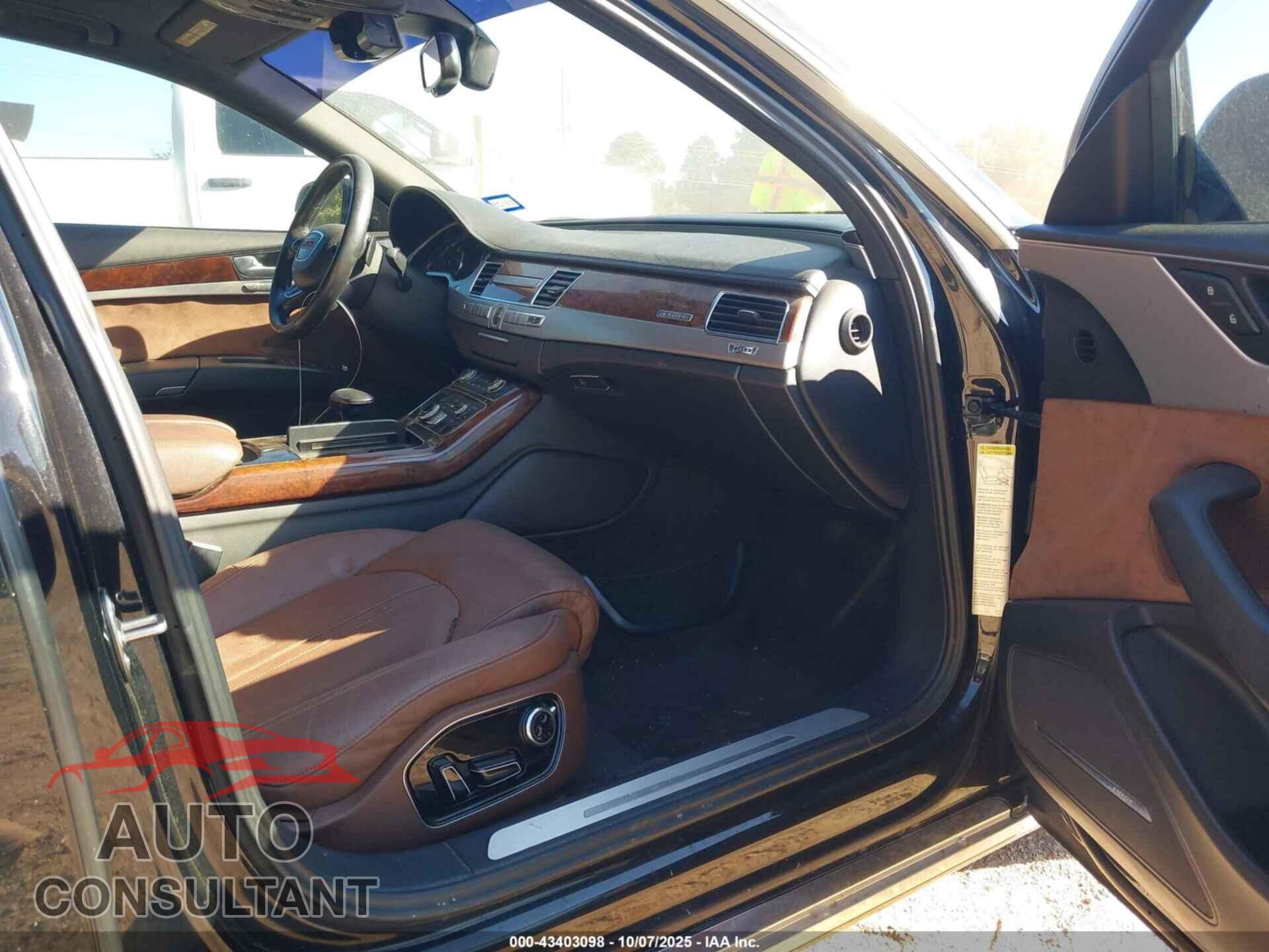 AUDI A8 2013 - WAUA2AFD8DN010523