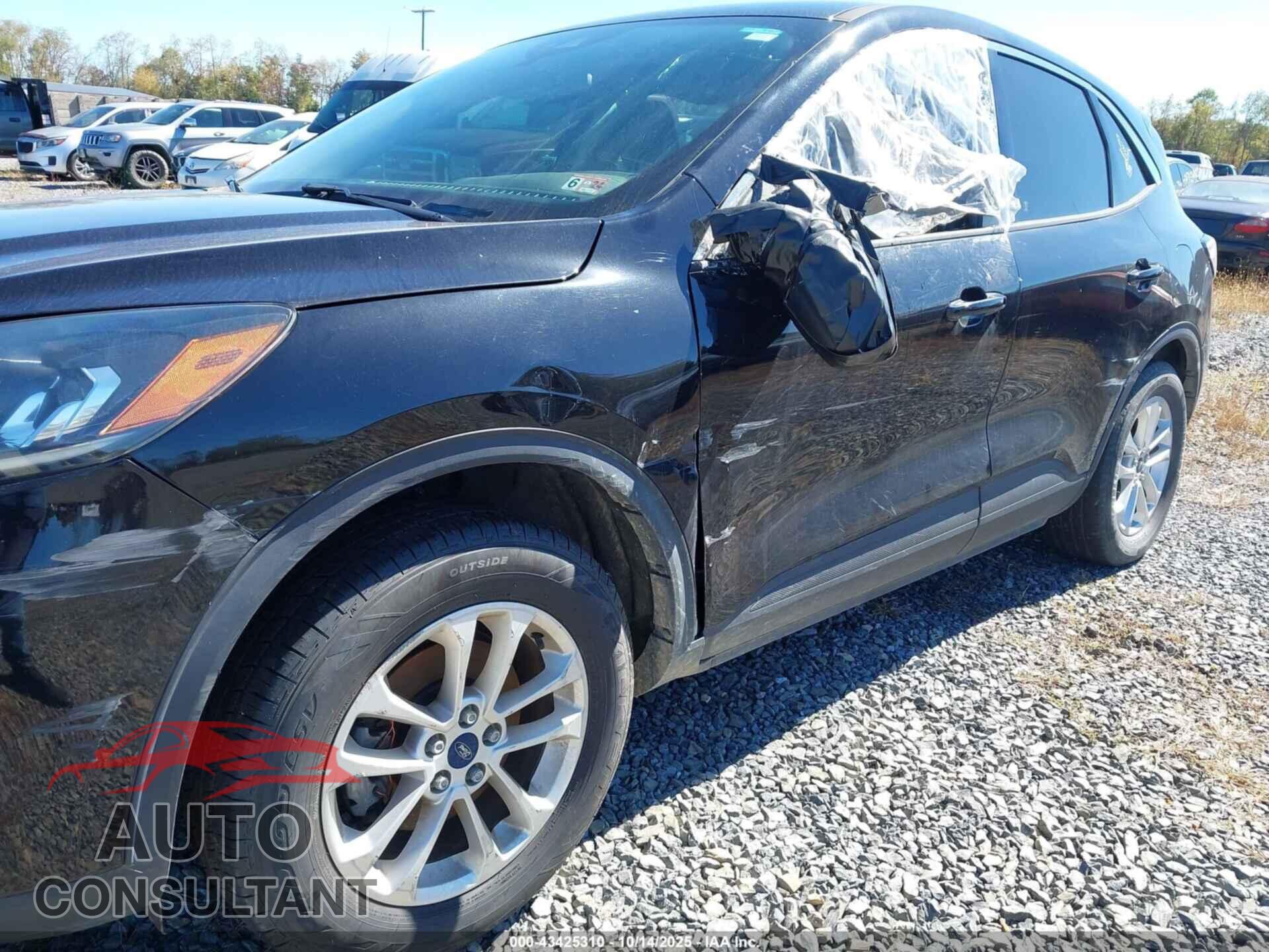 FORD ESCAPE 2020 - 1FMCU9G60LUA70154