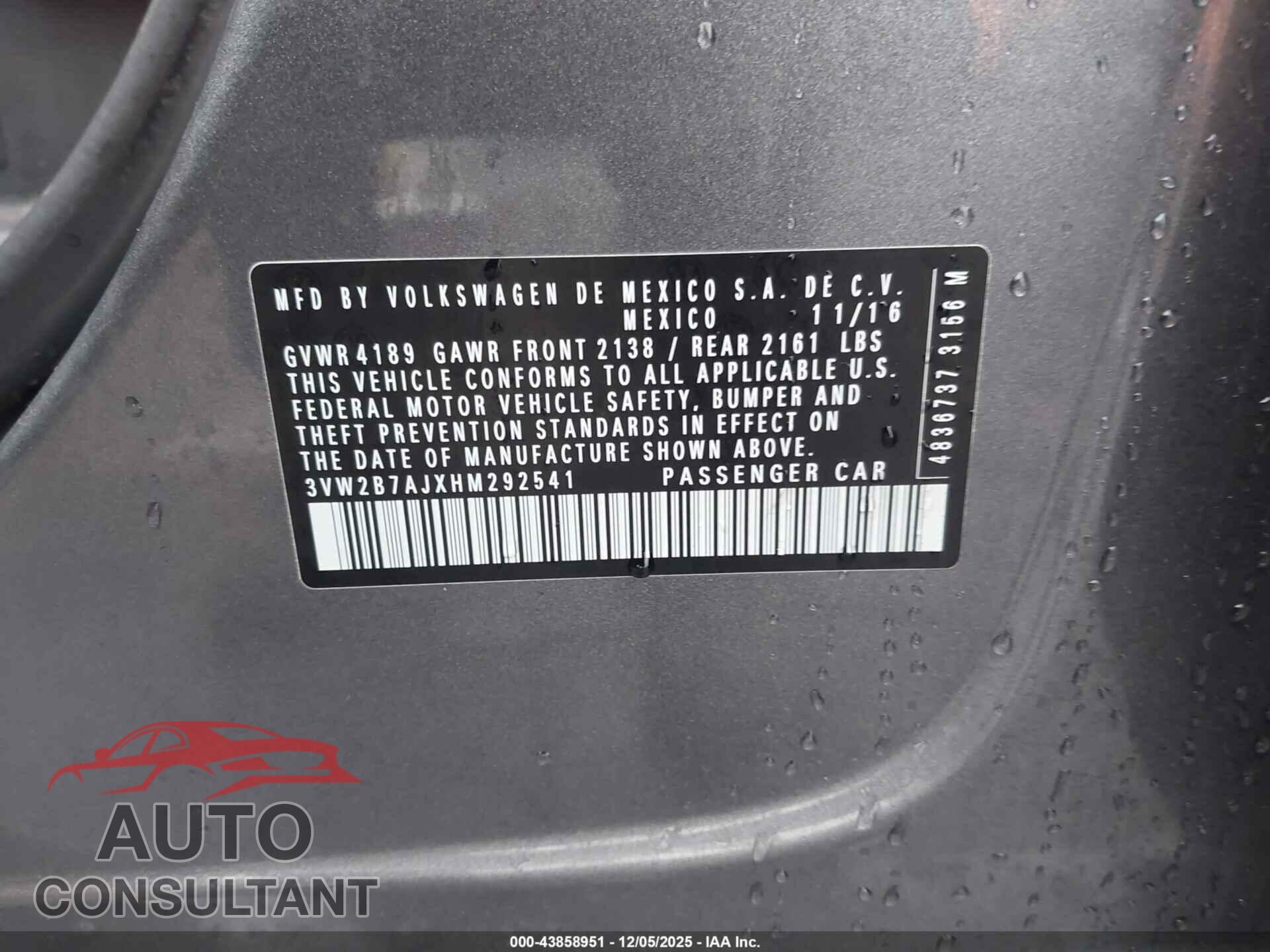 VOLKSWAGEN JETTA 2017 - 3VW2B7AJXHM292541