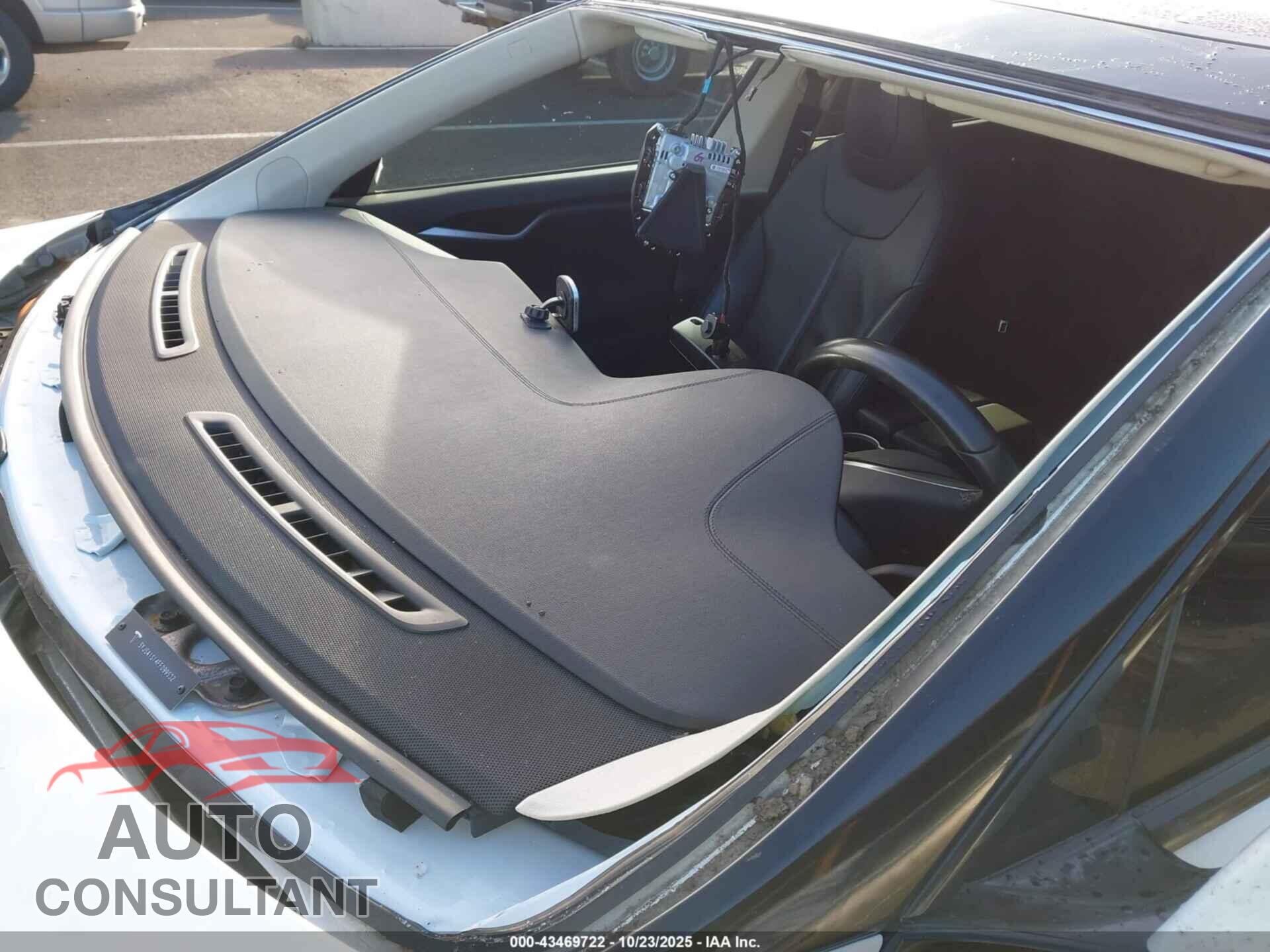 TESLA MODEL S 2015 - 5YJSA1S14FF099532