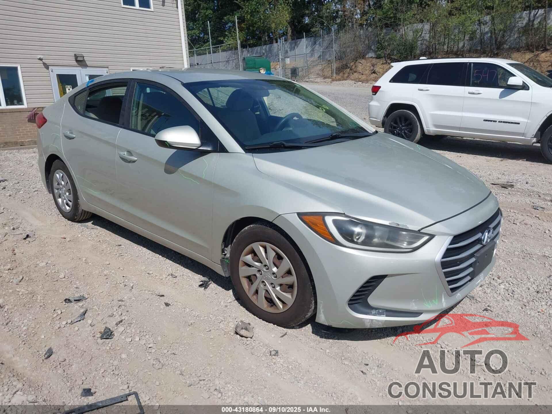 HYUNDAI ELANTRA 2017 - 5NPD74LF2HH141266