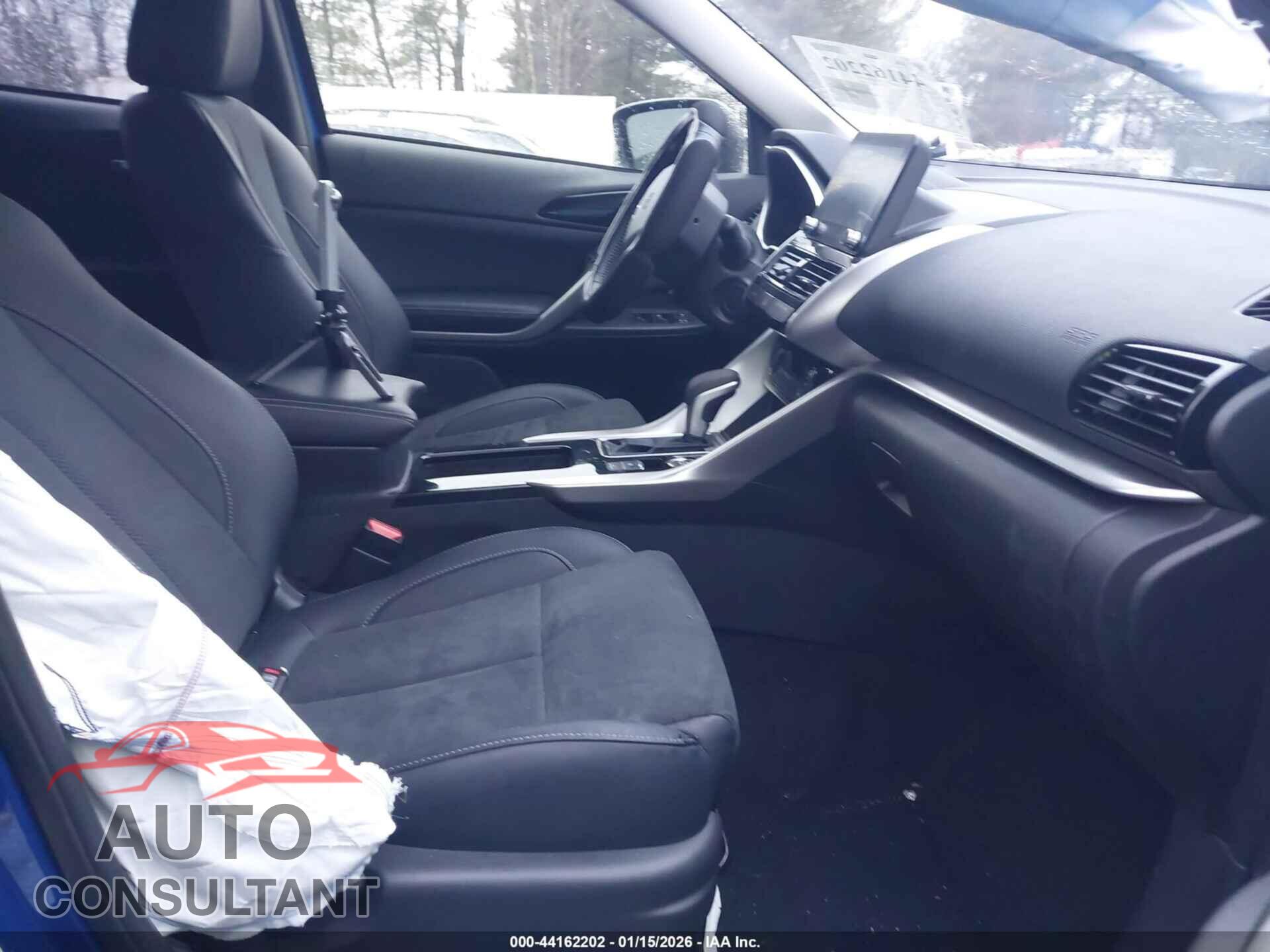 MITSUBISHI ECLIPSE CROSS 2025 - JA4ATWAA4SZ005376