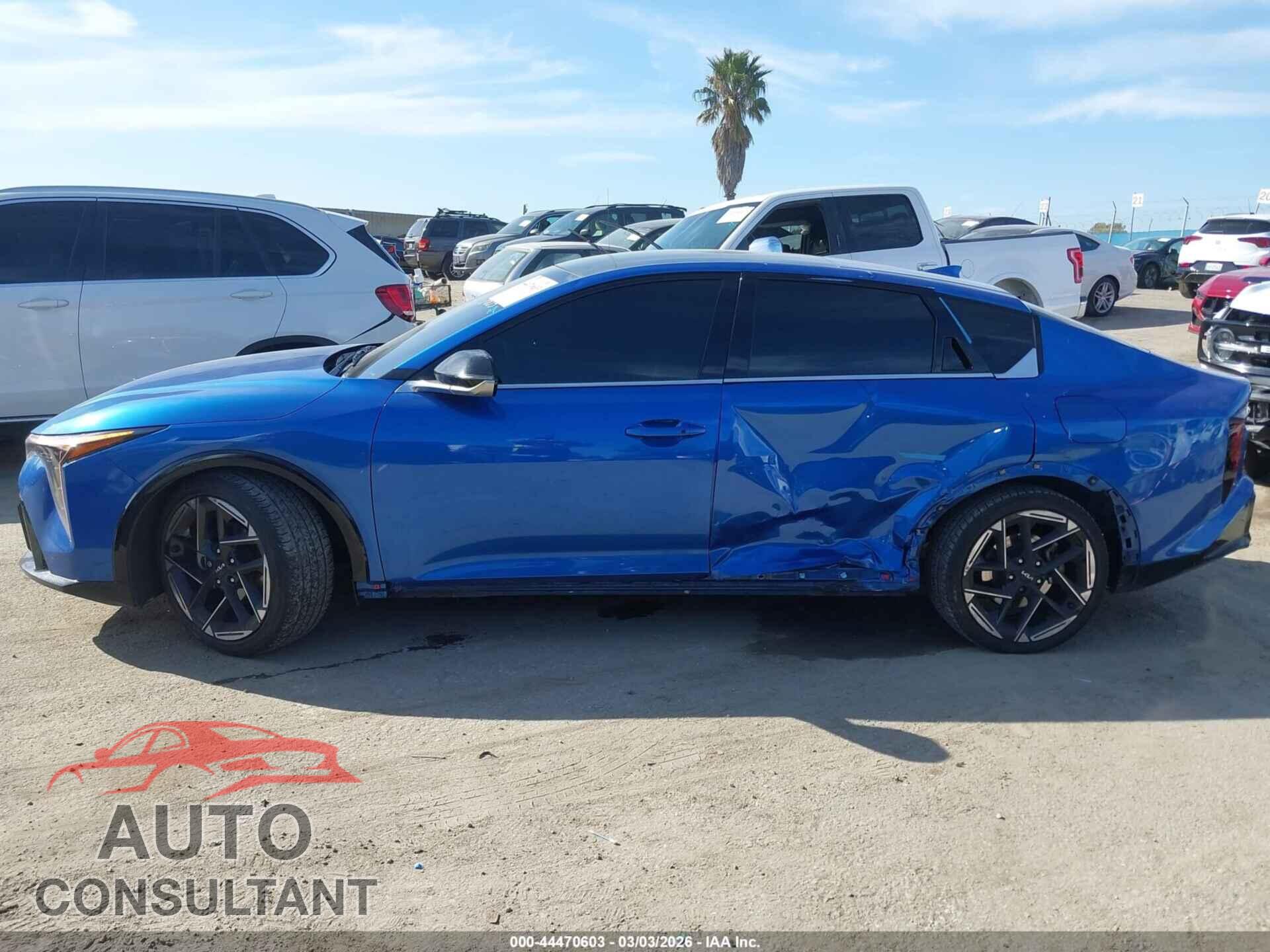 KIA K4 2025 - 3KPFW4DE3SE094536