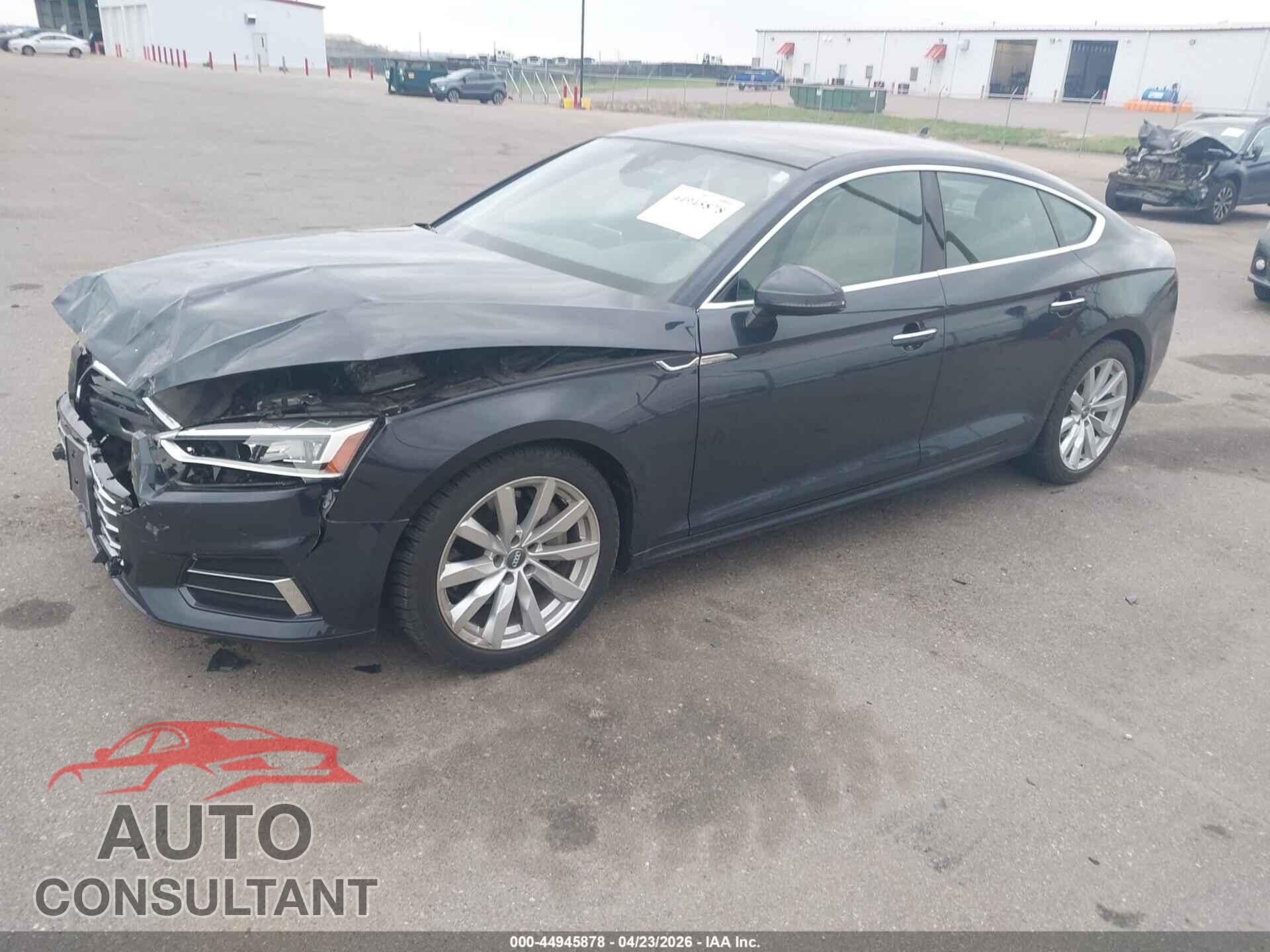 AUDI A5 2018 - WAUBNCF55JA008716