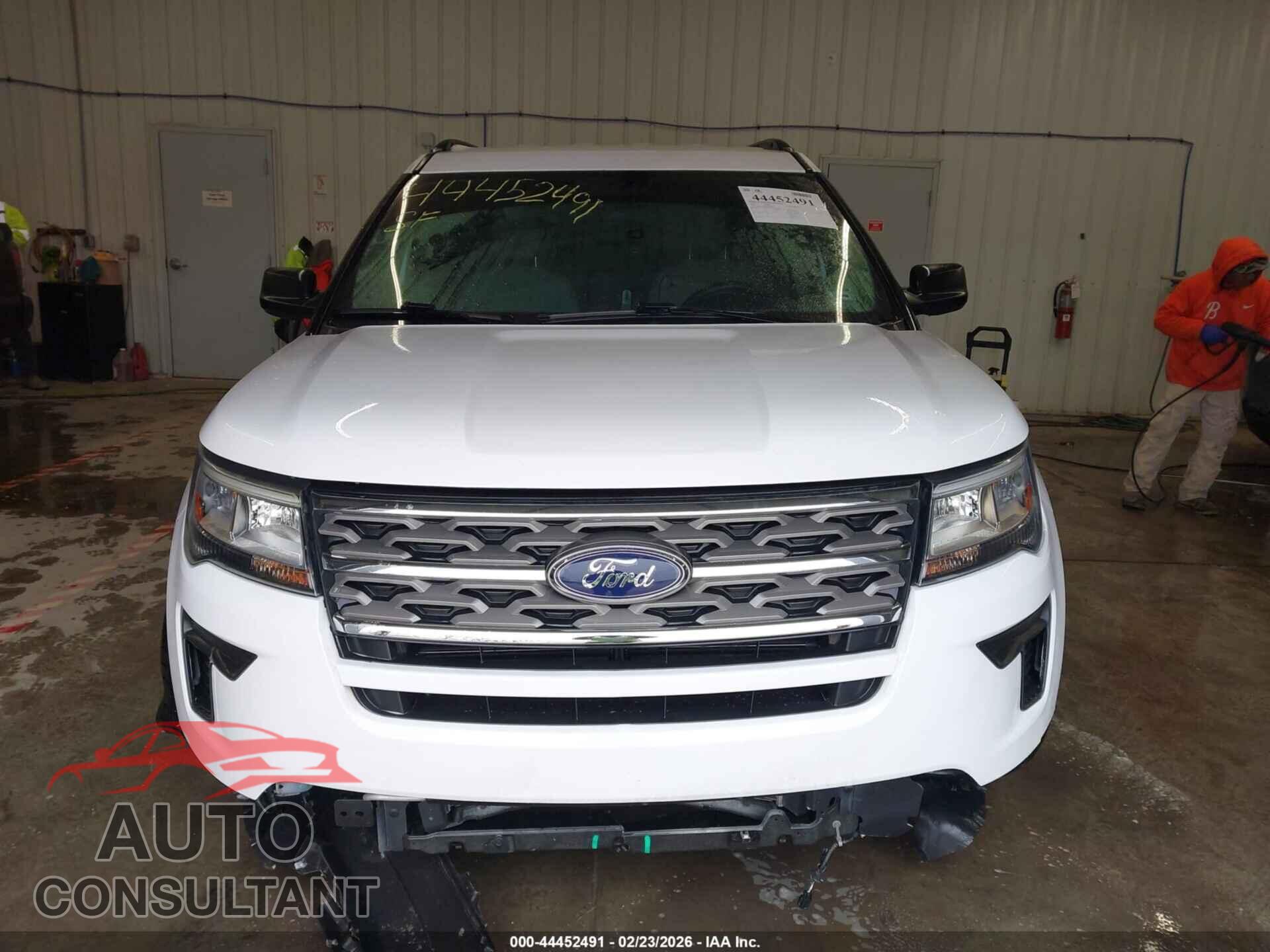 FORD EXPLORER 2018 - 1FM5K7B8XJGB60001
