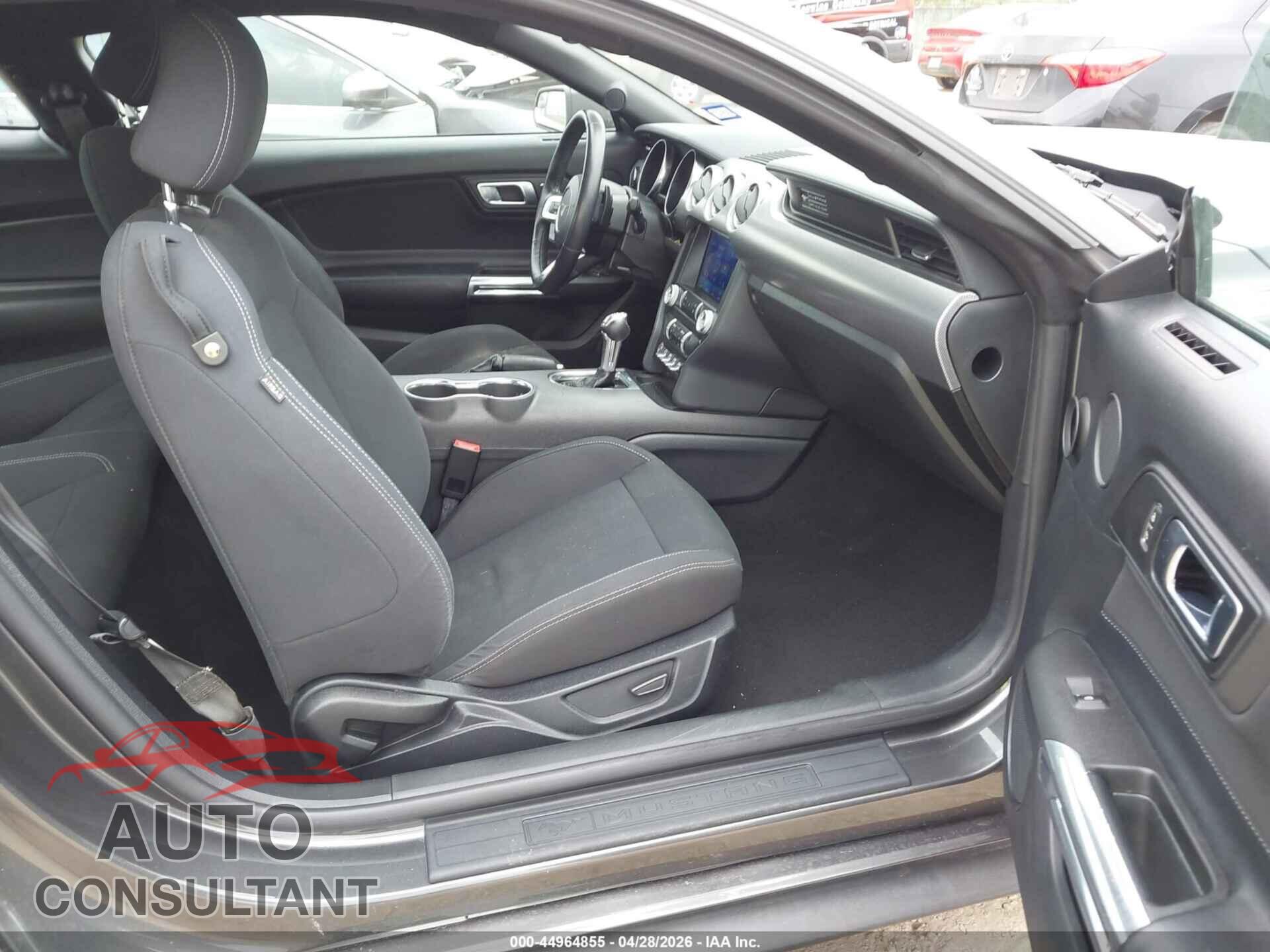FORD MUSTANG 2020 - 1FA6P8TH4L5141771