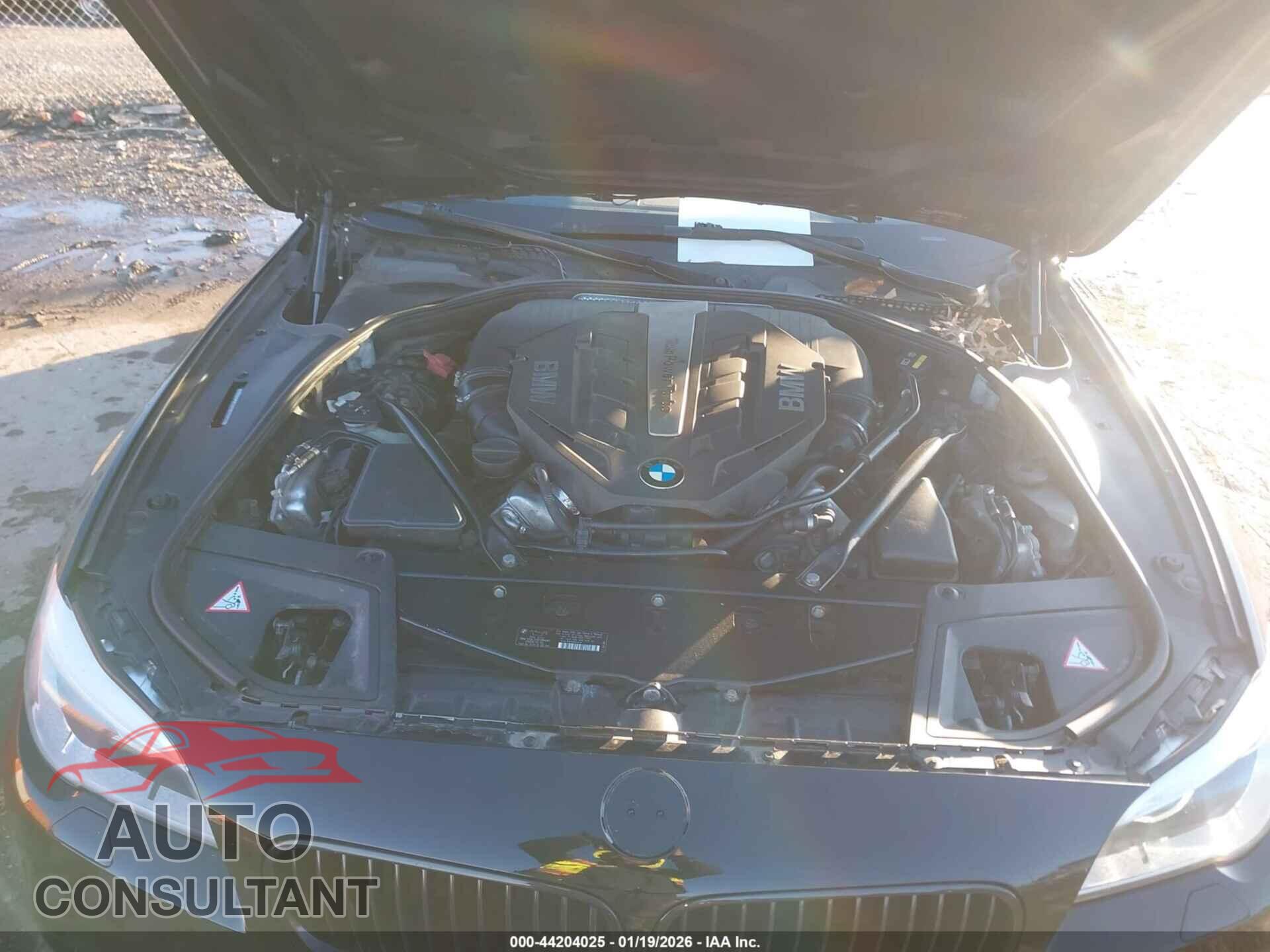 BMW 550I 2014 - WBAKP9C50ED692953
