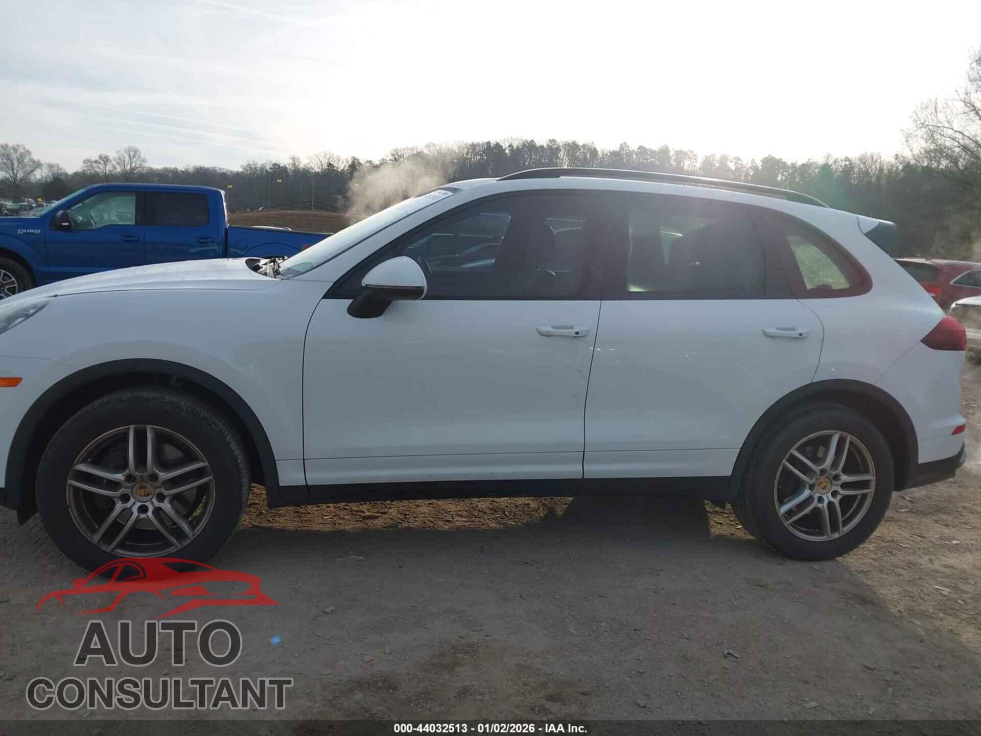 PORSCHE CAYENNE 2016 - WP1AA2A22GLA09738