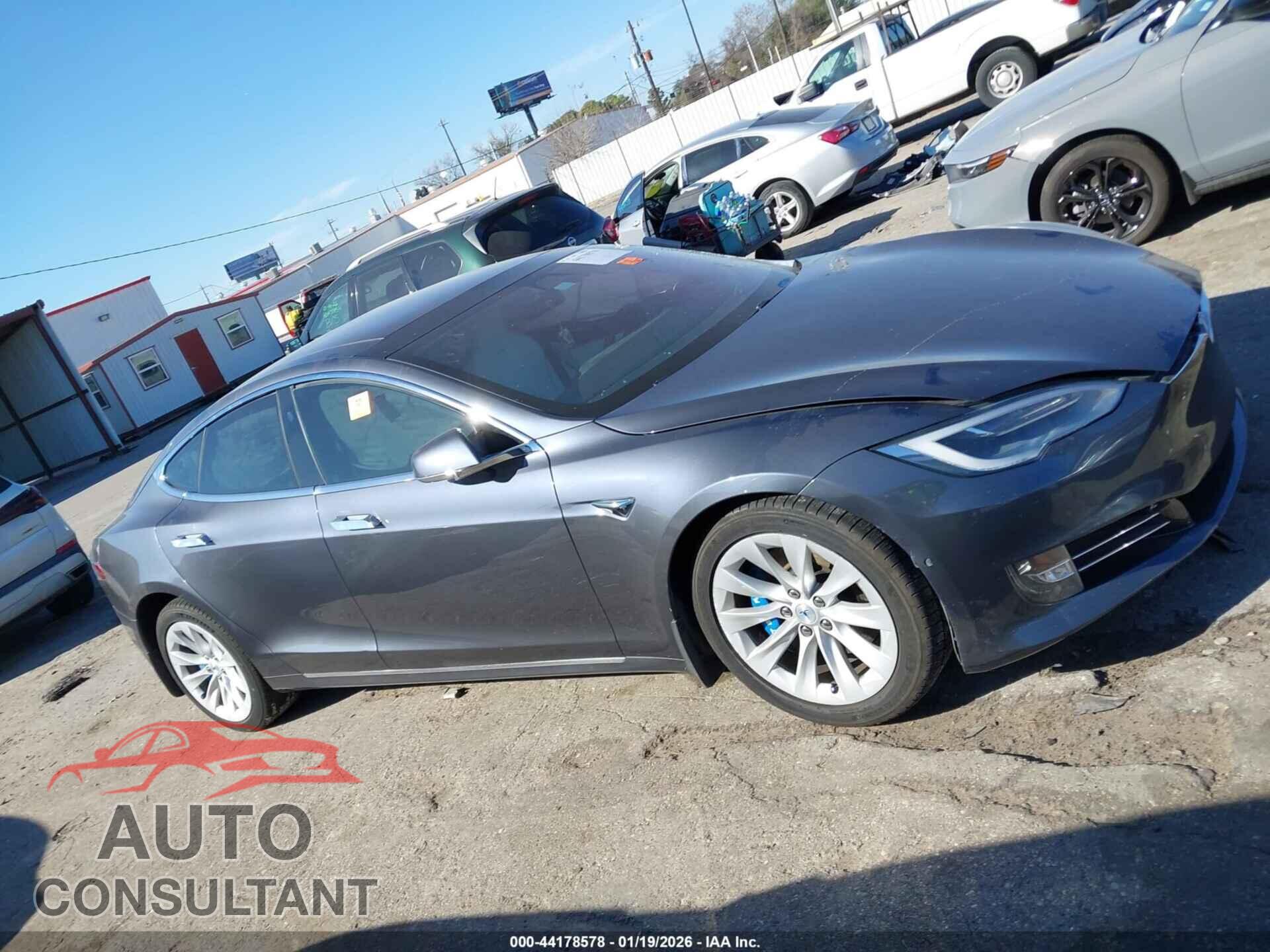 TESLA MODEL S 2017 - 5YJSA1E20HF187890