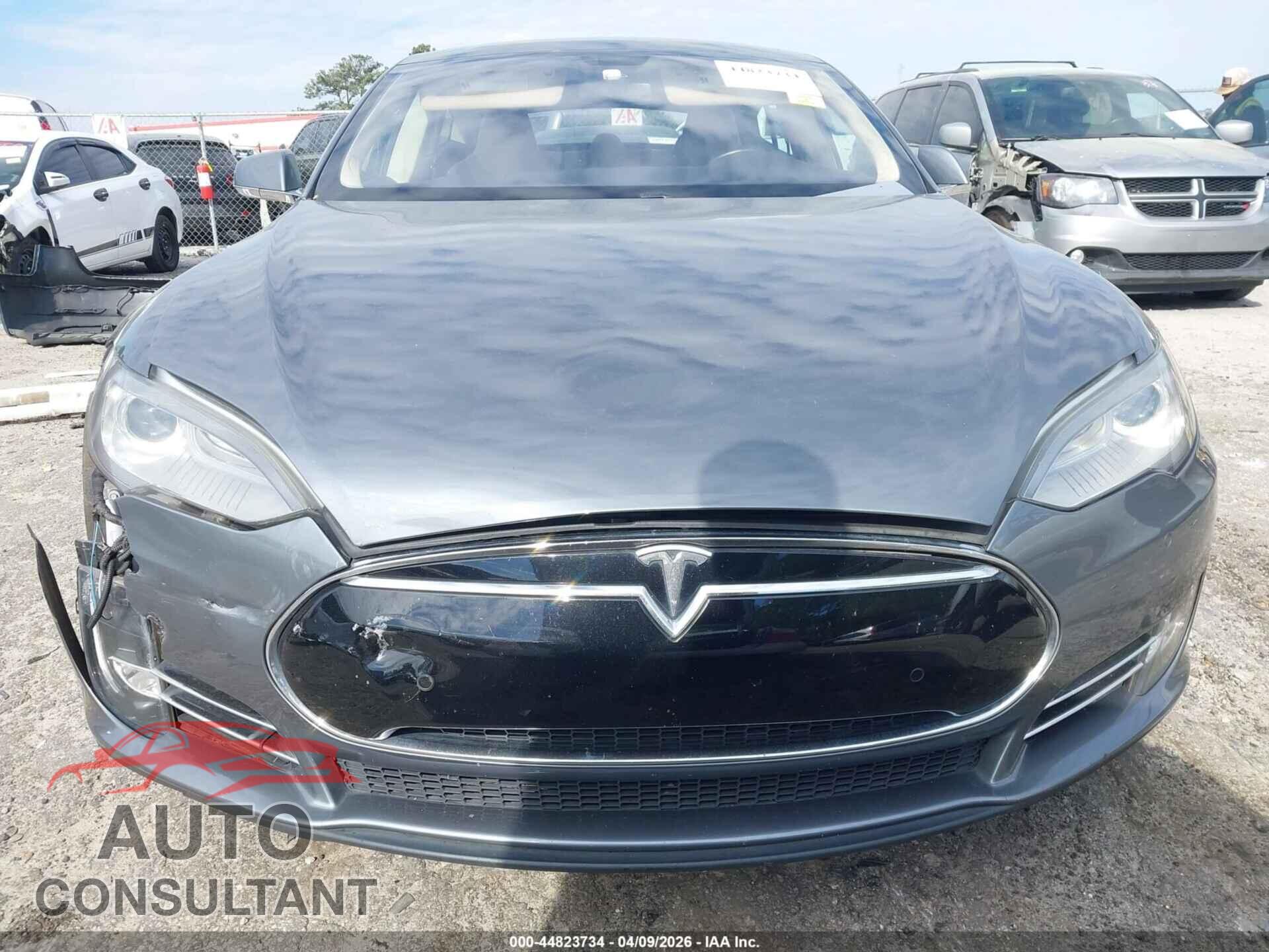 TESLA MODEL S 2013 - 5YJSA1CP3DFP23840