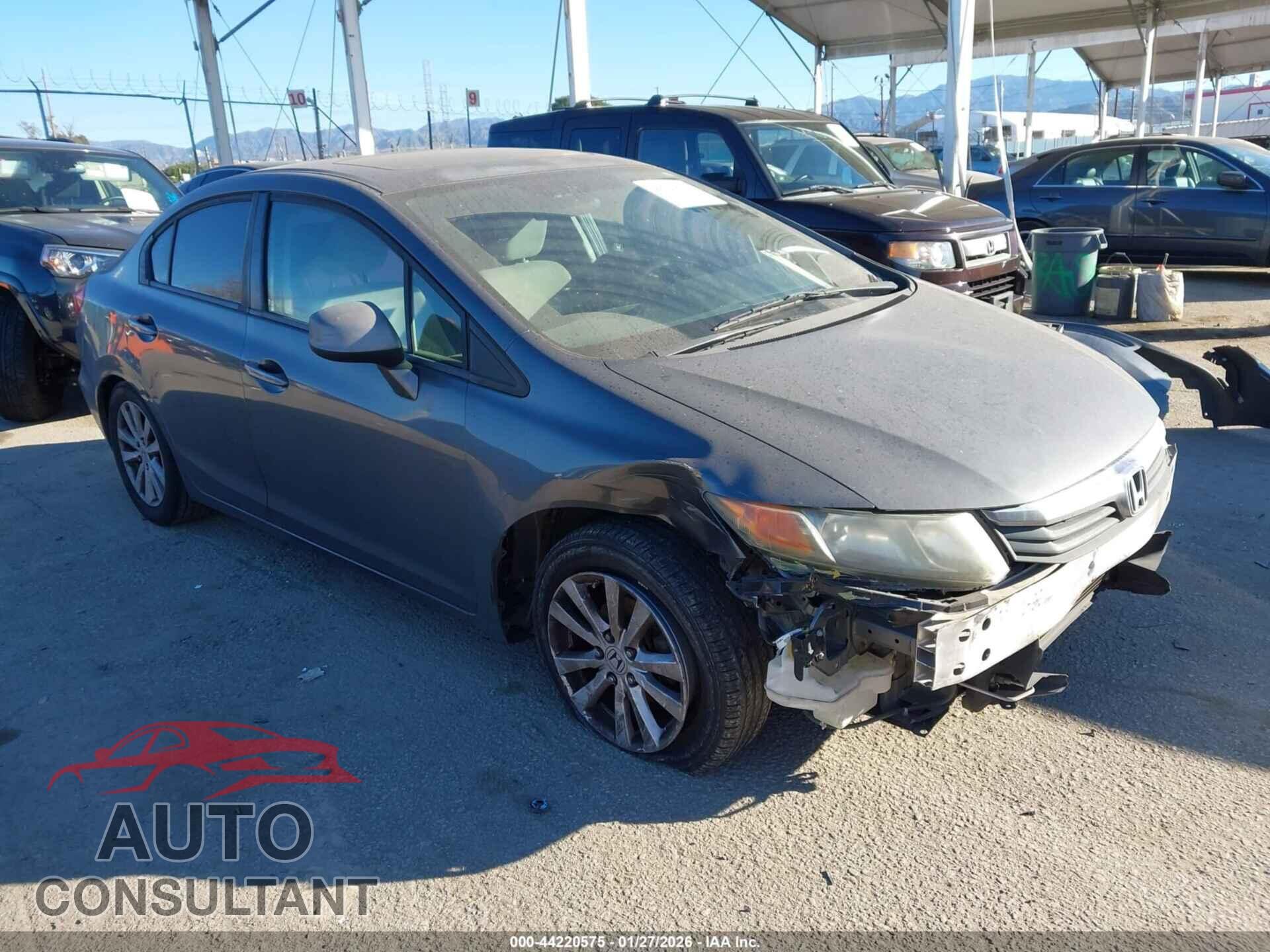 HONDA CIVIC 2012 - 2HGFB2F80CH332874
