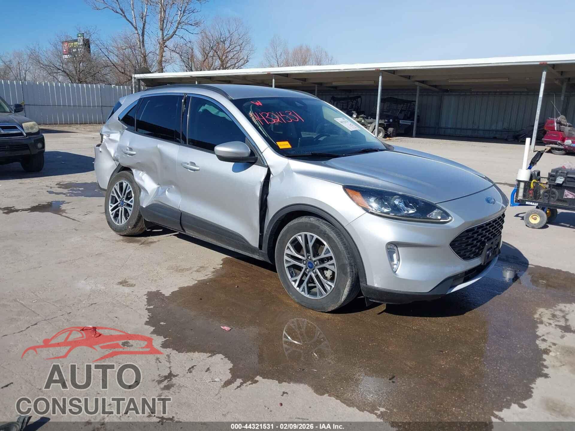 FORD ESCAPE 2020 - 1FMCU0H62LUA32662