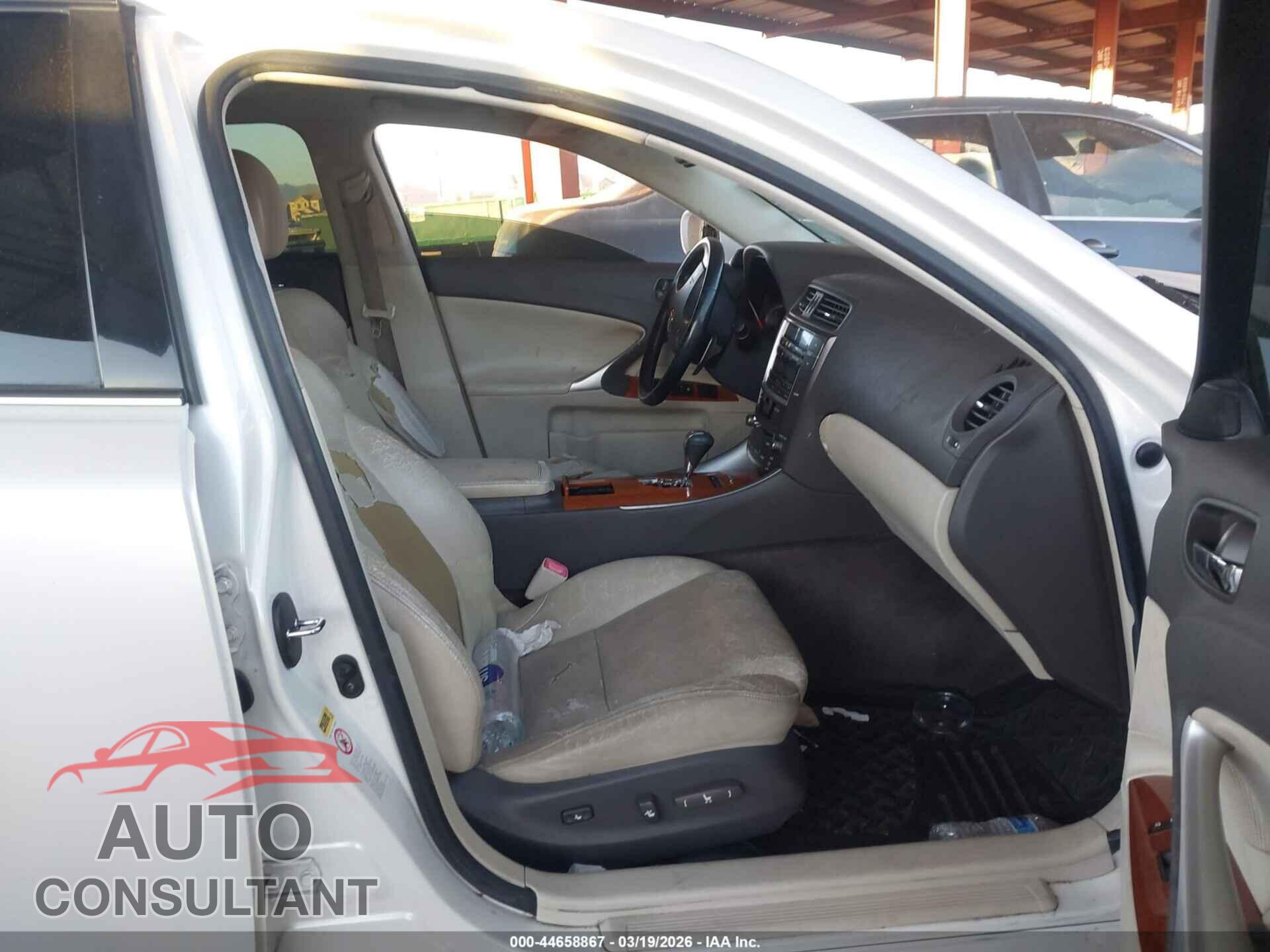 LEXUS IS 250 2009 - JTHBK262895103169