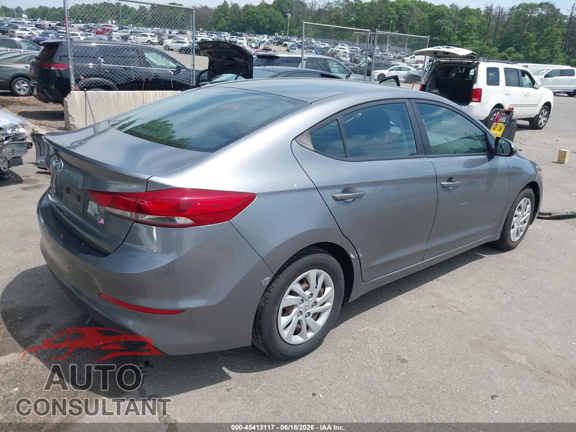 HYUNDAI ELANTRA 2018 - 5NPD74LF8JH257383