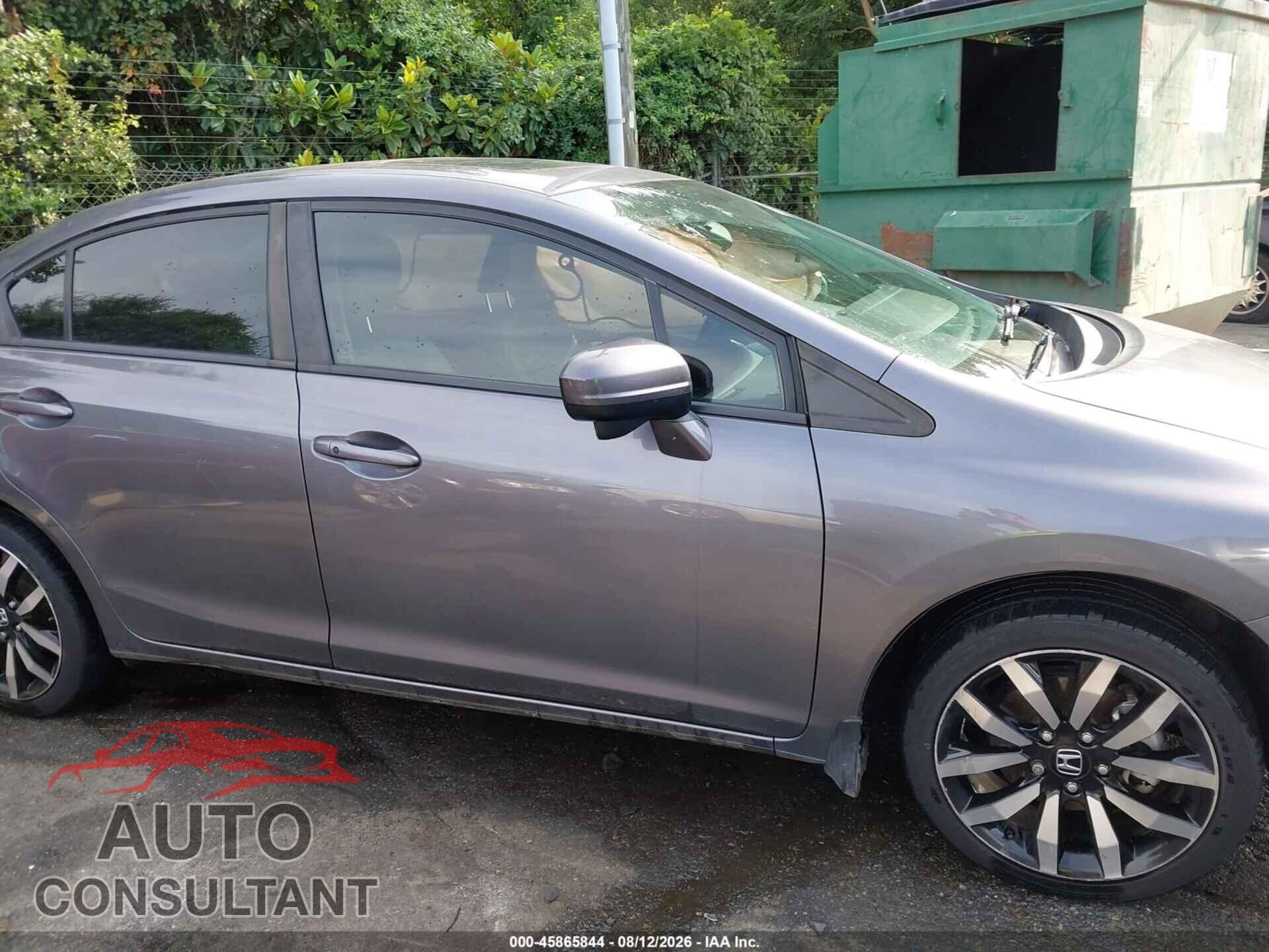 HONDA CIVIC 2015 - 2HGFB2F95FH525728