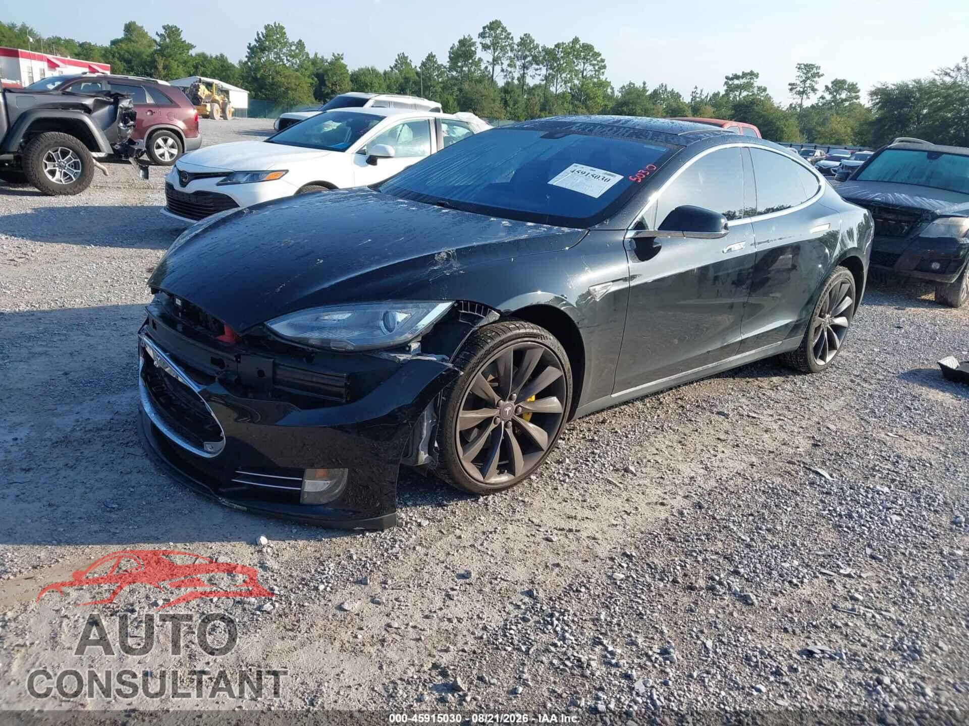 TESLA MODEL S 2013 - 5YJSA1DP9DFP12596