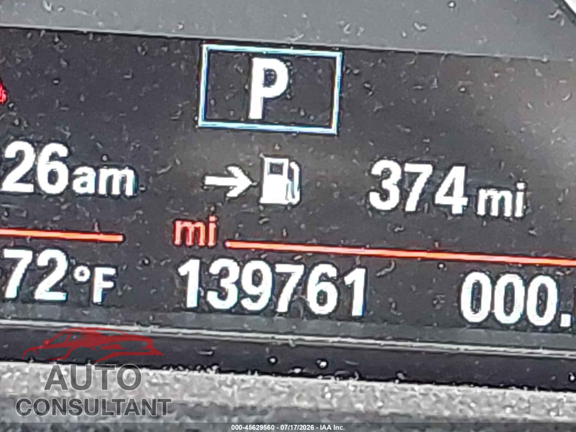 BMW 320I 2016 - WBA8E5G55GNU20284
