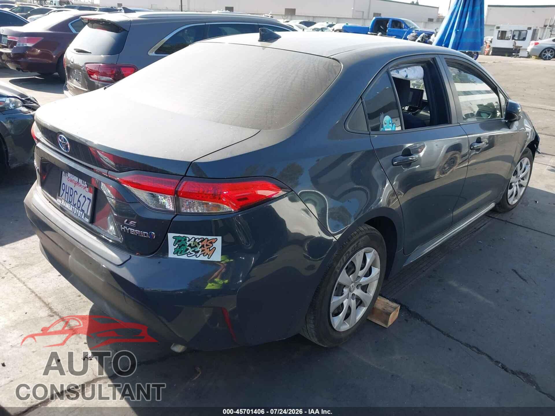 TOYOTA COROLLA 2023 - JTDBCMFE5P3022871