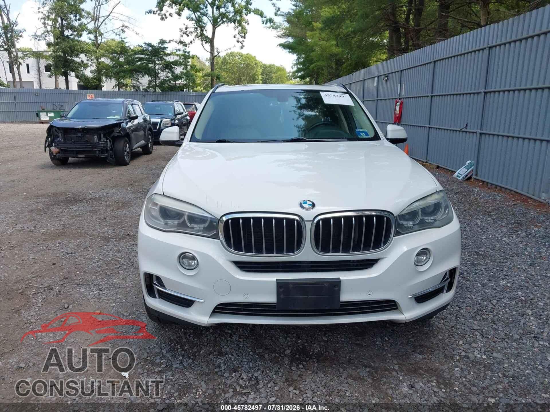 BMW X5 2014 - 5UXKR0C51E0C28362