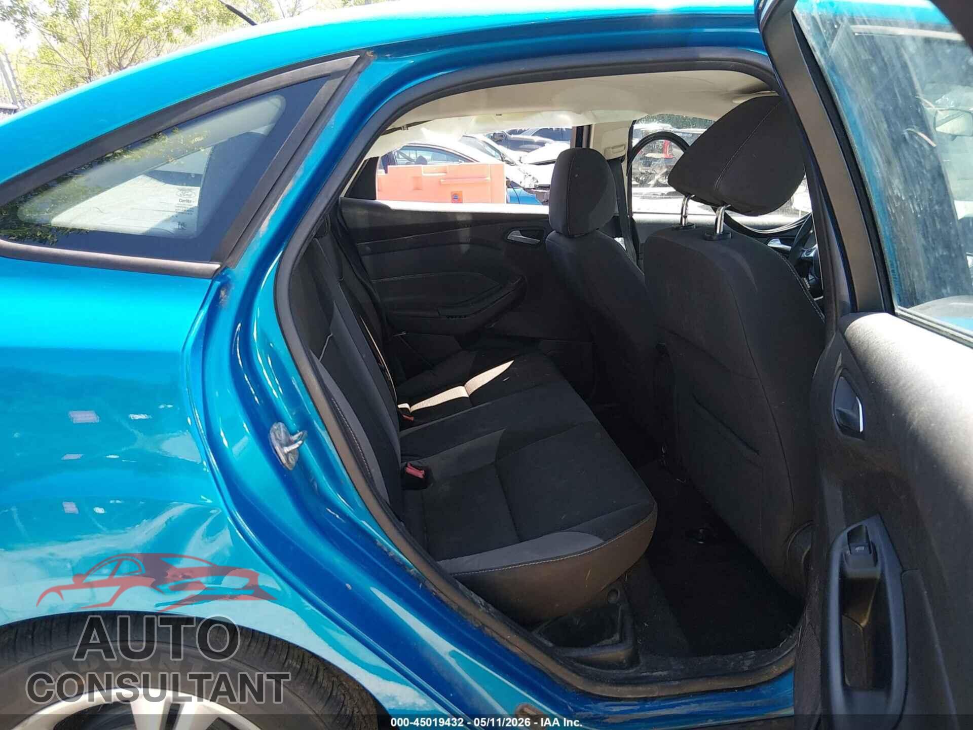 FORD FOCUS 2013 - 1FADP3F23DL123762