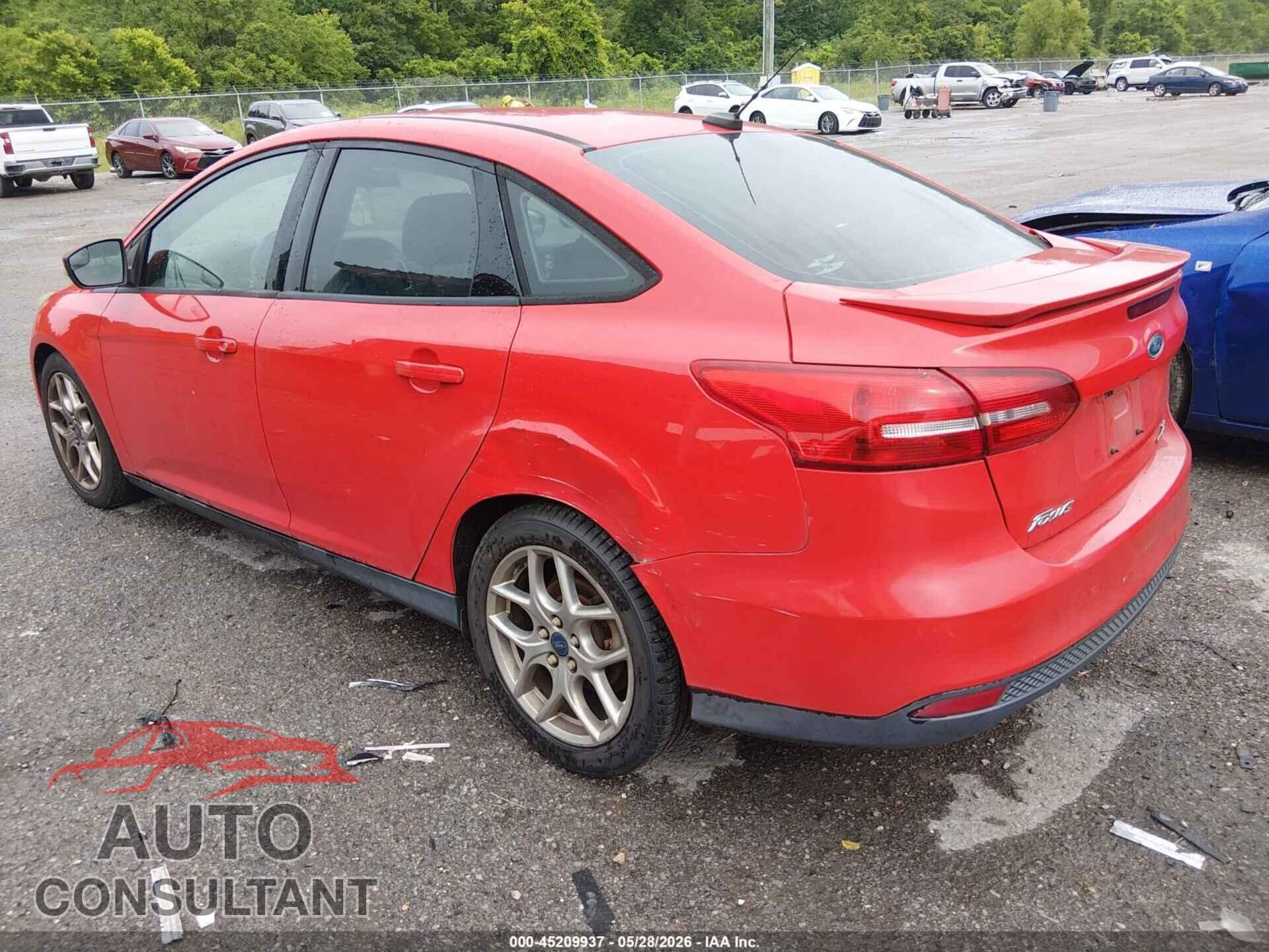 FORD FOCUS 2015 - 1FADP3F20FL302439