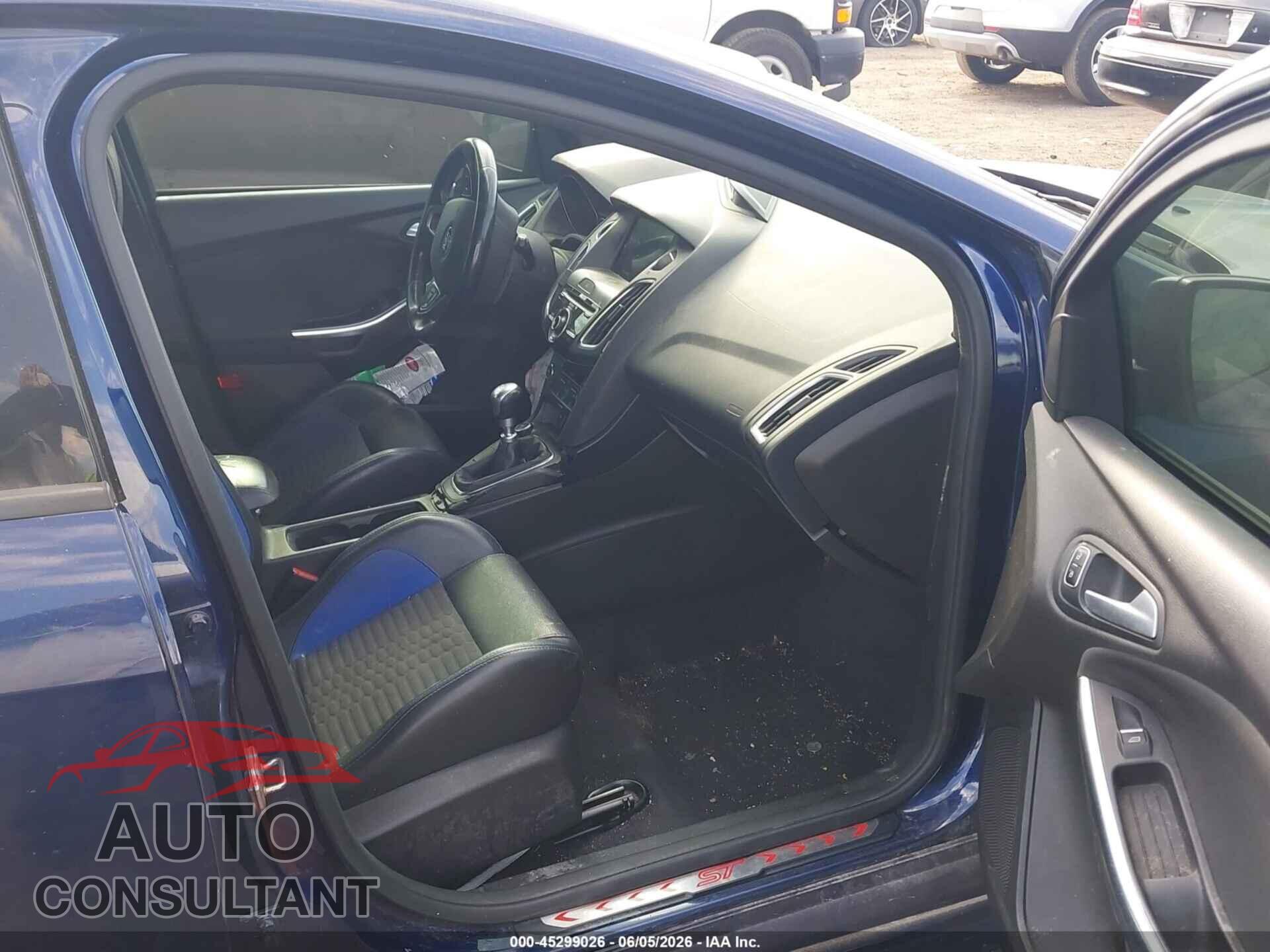 FORD FOCUS ST 2016 - 1FADP3L90GL200075