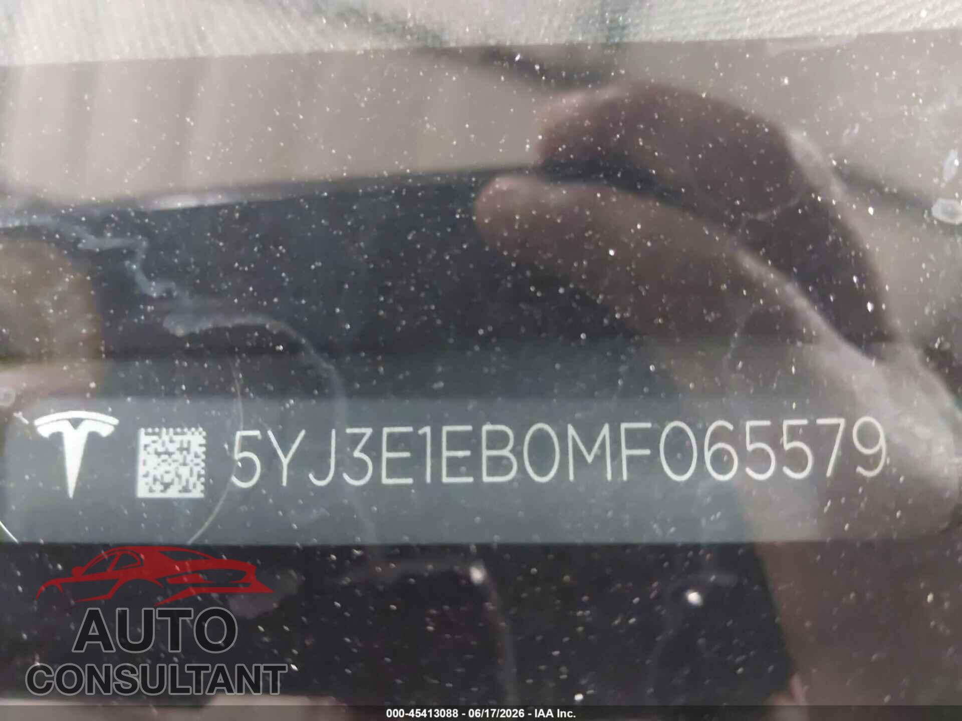 TESLA MODEL 3 2021 - 5YJ3E1EB0MF065579