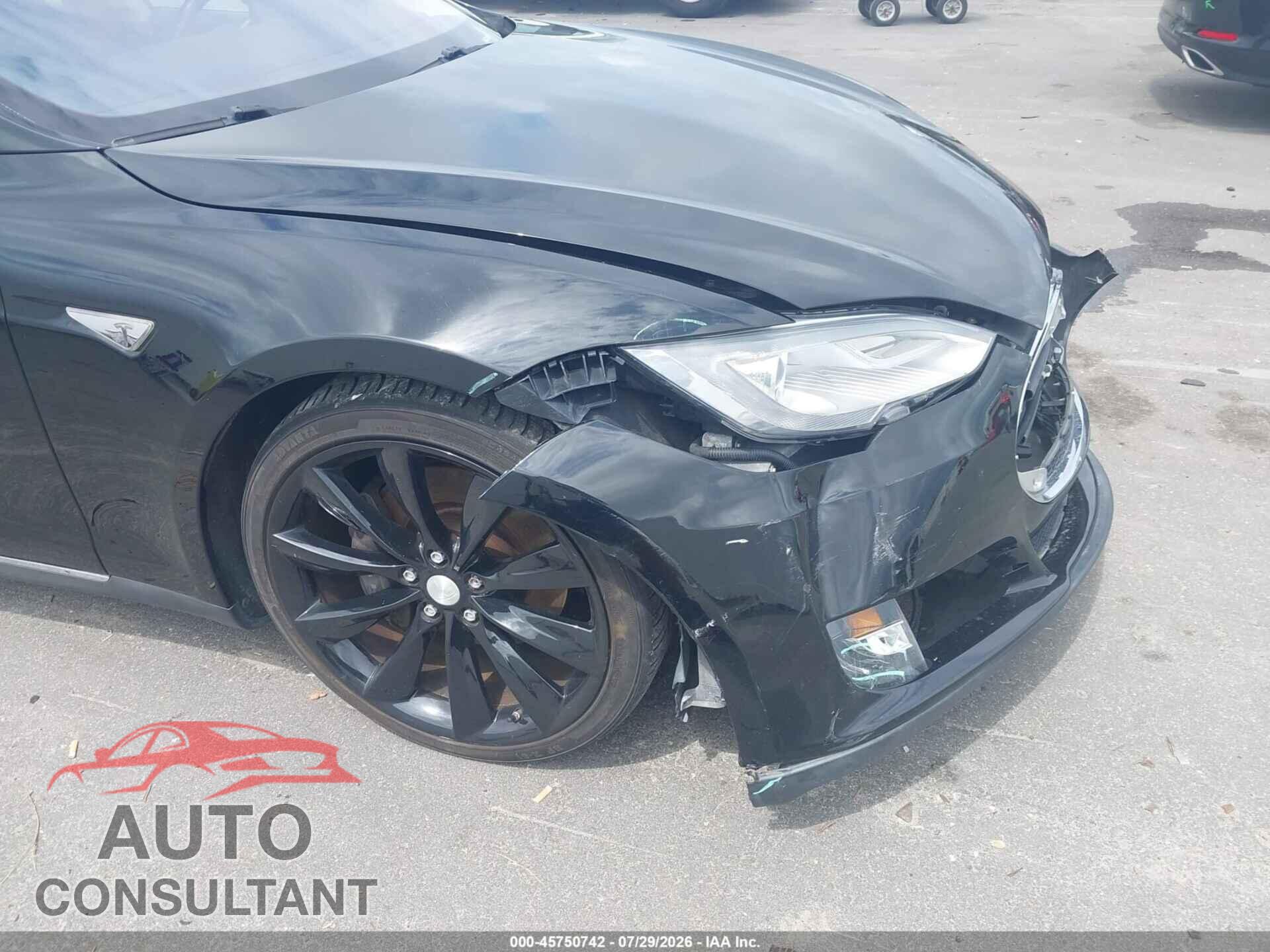 TESLA MODEL S 2013 - 5YJSA1CP2DFP16412