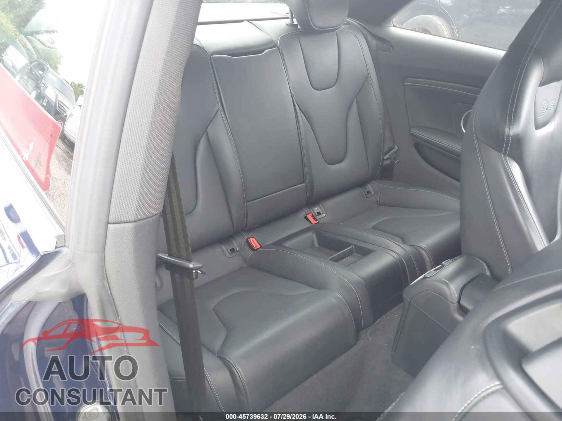 AUDI S5 2014 - WAUCGAFR7EA018465