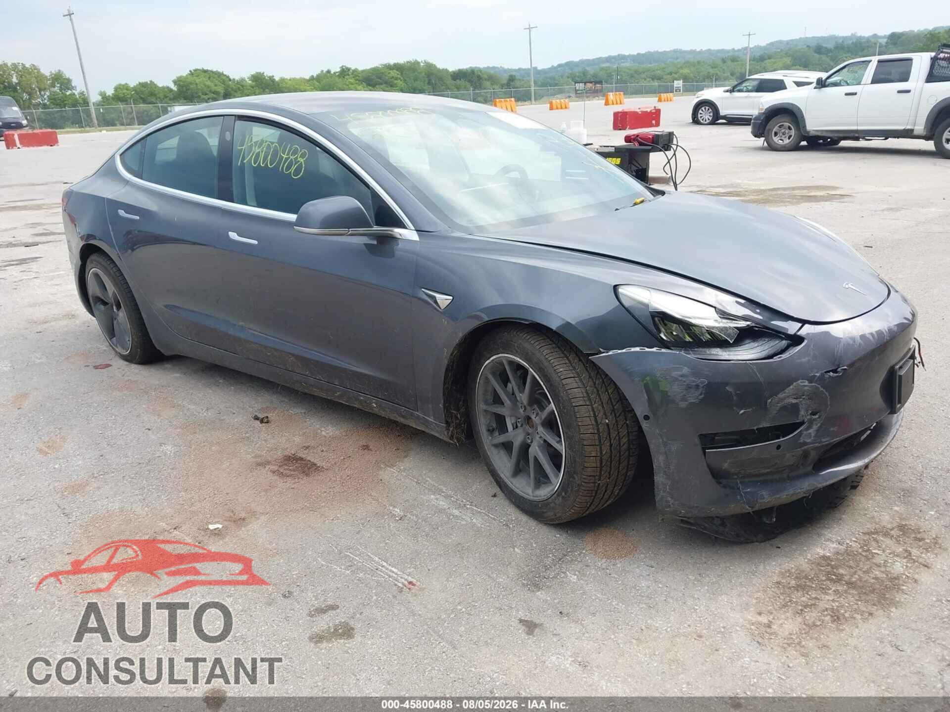 TESLA MODEL 3 2019 - 5YJ3E1EB0KF205630