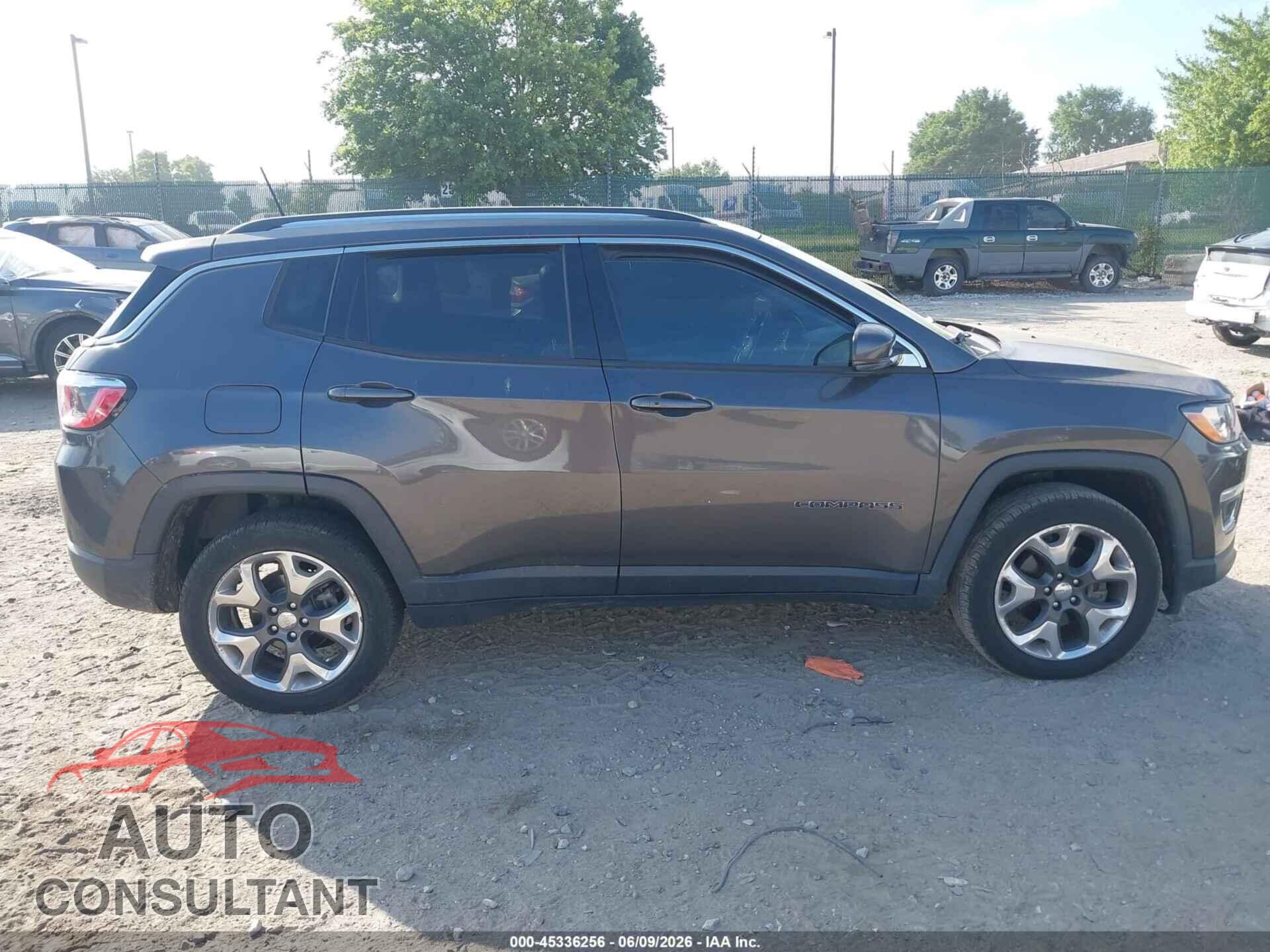 JEEP COMPASS 2019 - 3C4NJDCB8KT747648