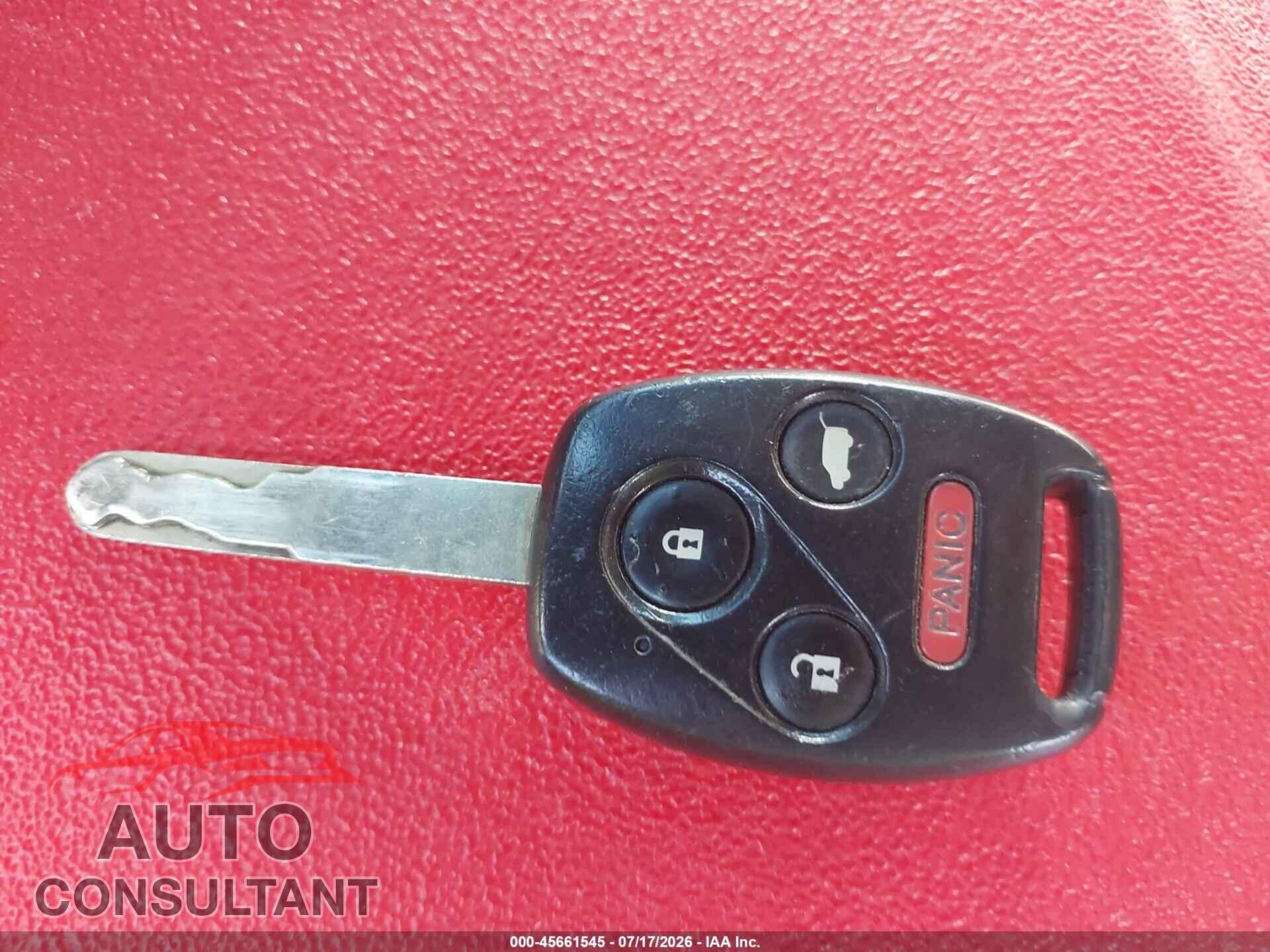 HONDA PILOT 2013 - 5FNYF3H21DB028700