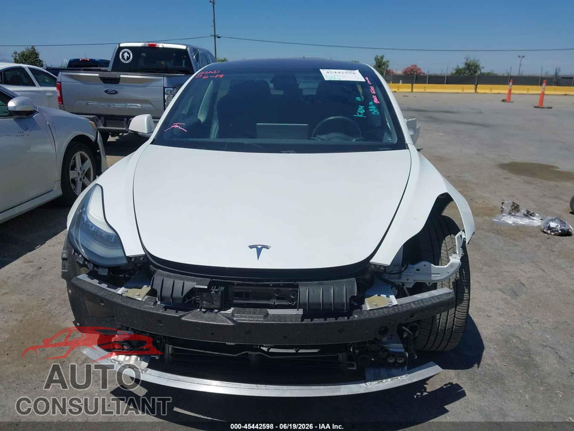 TESLA MODEL 3 2019 - 5YJ3E1EA6KF310096