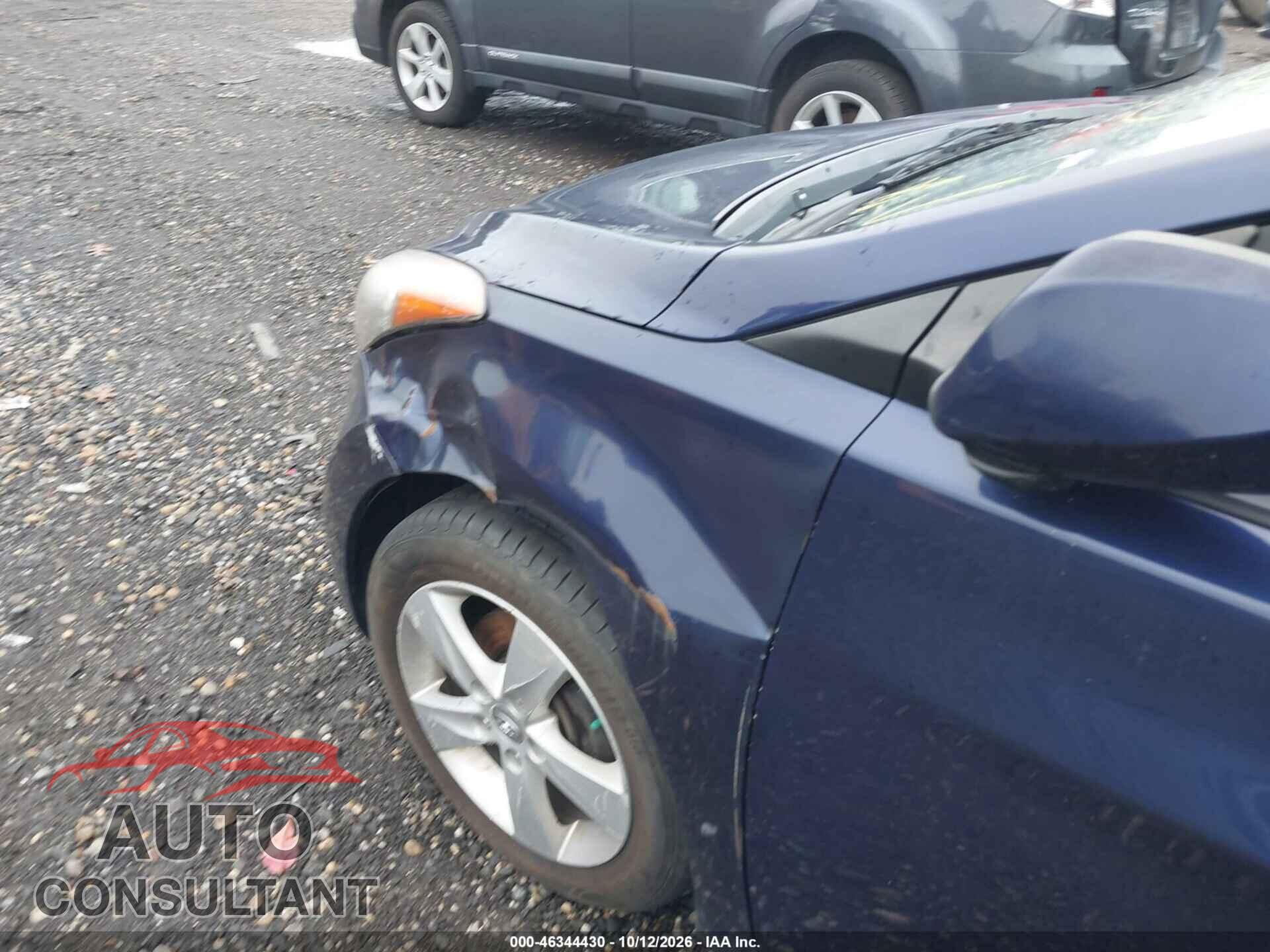HYUNDAI ELANTRA 2012 - 5NPDH4AE7CH097085