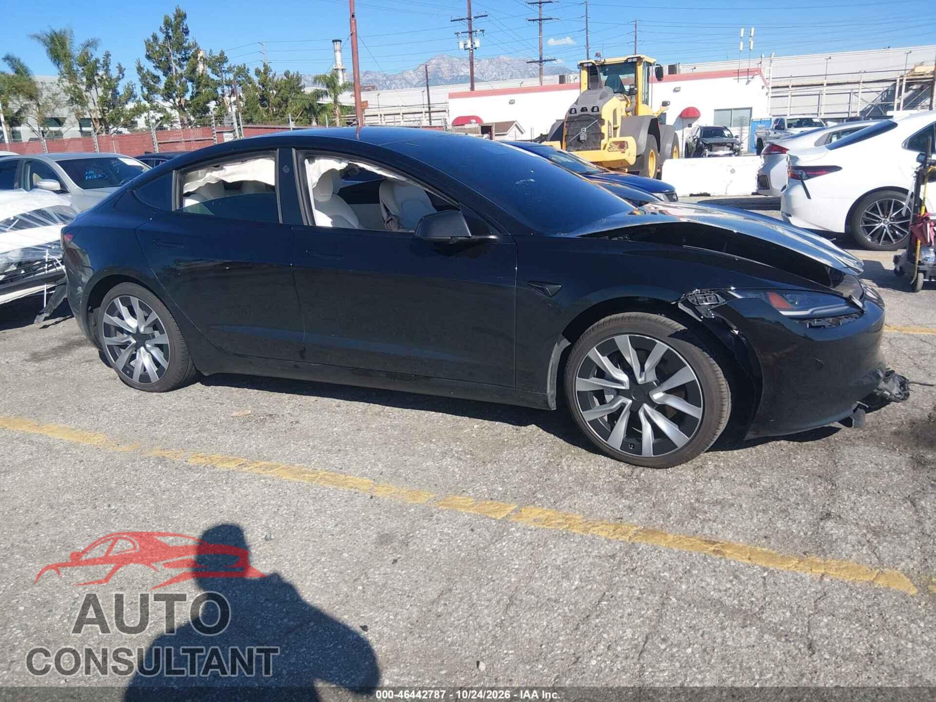 TESLA MODEL 3 2025 - 5YJ3E1EA2SF913613