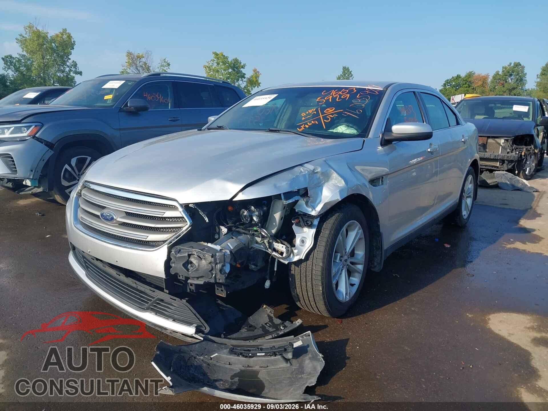 FORD TAURUS 2017 - 1FAHP2E88HG106262
