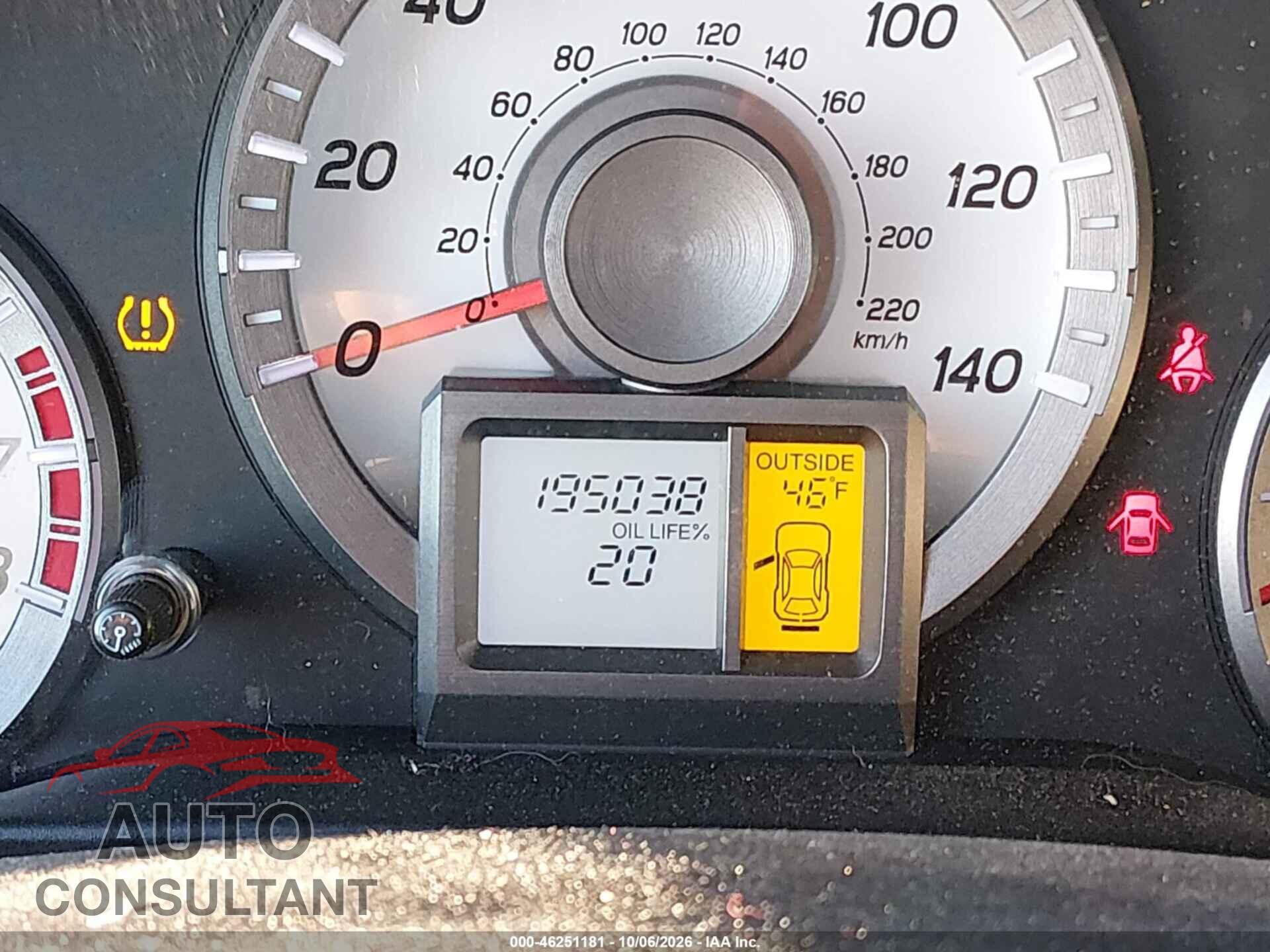 HONDA PILOT 2015 - 5FNYF4H71FB013781