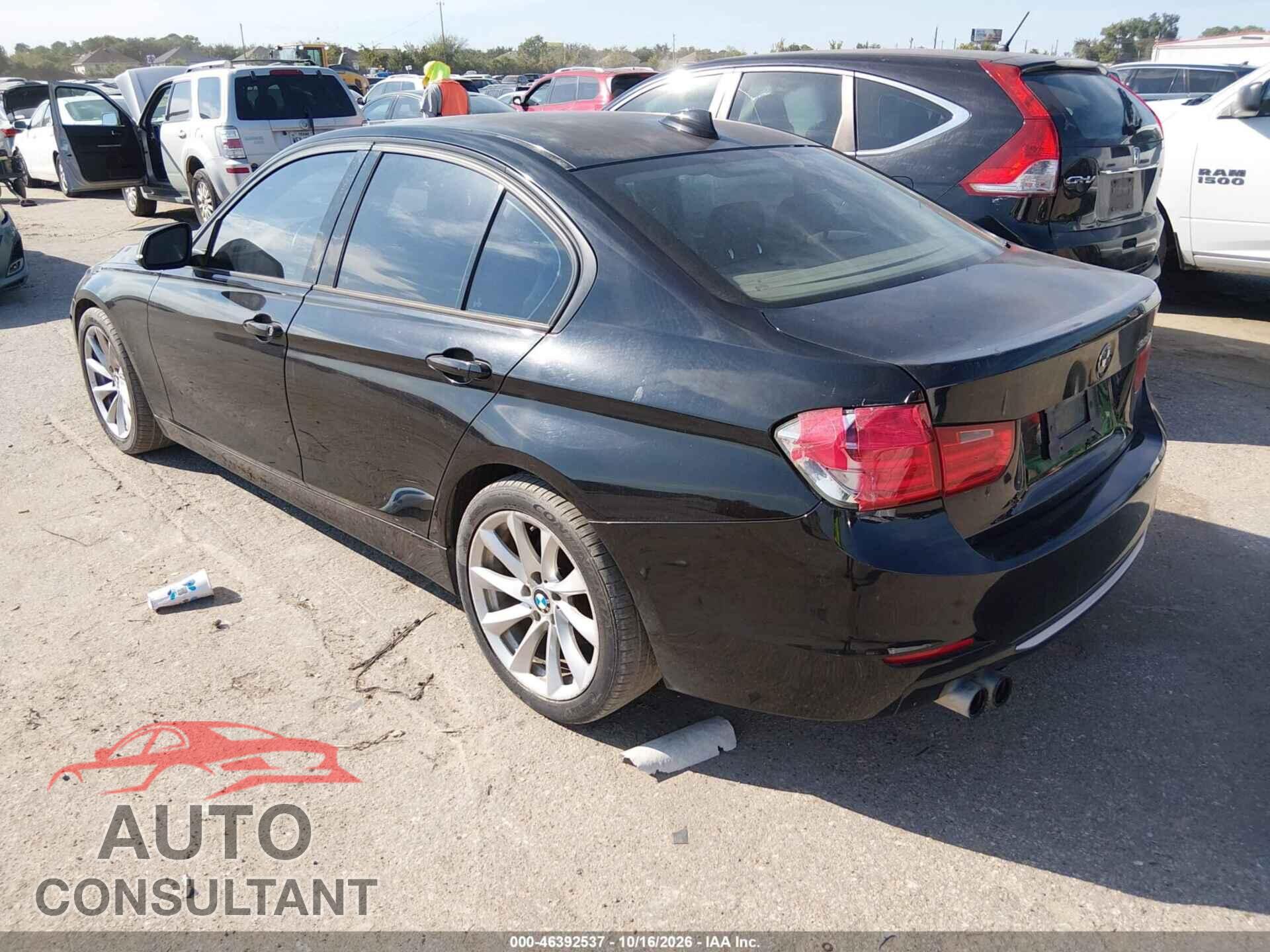 BMW 328I 2013 - WBA3C1C58DF439500
