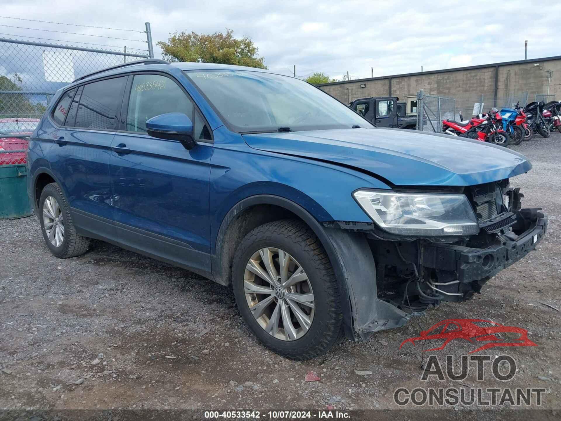 VOLKSWAGEN TIGUAN 2018 - 3VV0B7AX0JM015578