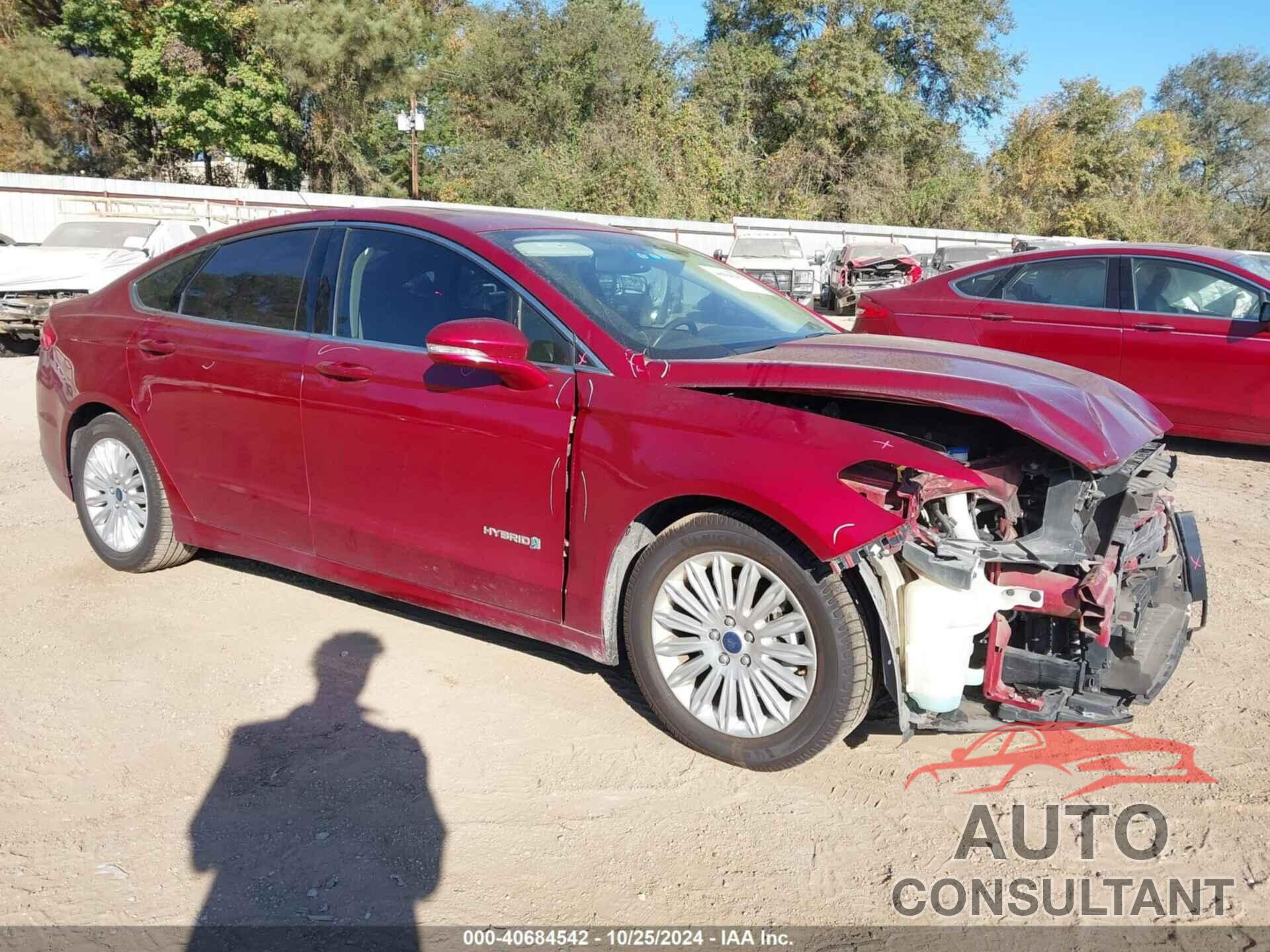 FORD FUSION HYBRID 2015 - 3FA6P0LU9FR159800