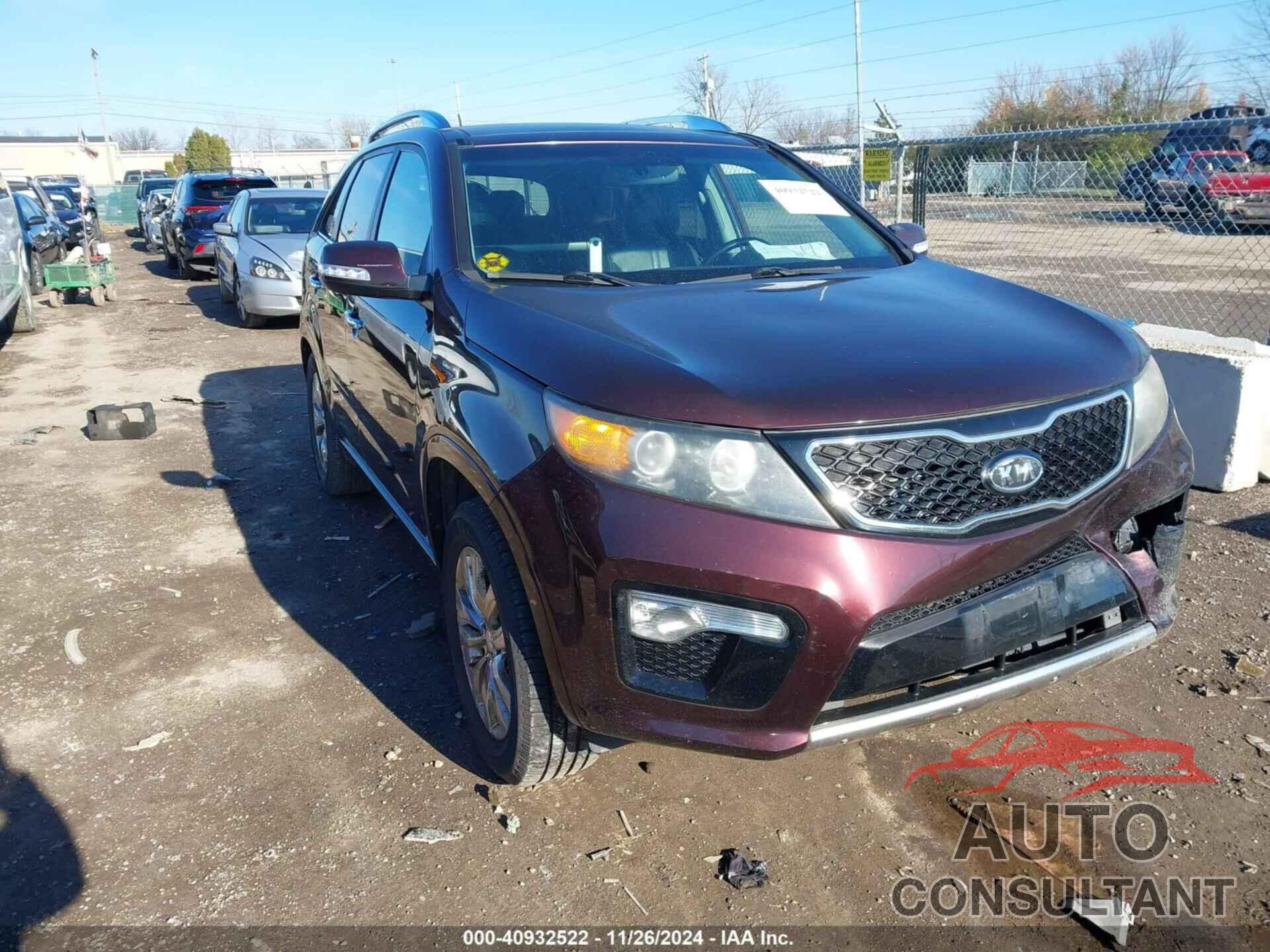 KIA SORENTO 2013 - 5XYKW4A20DG321311