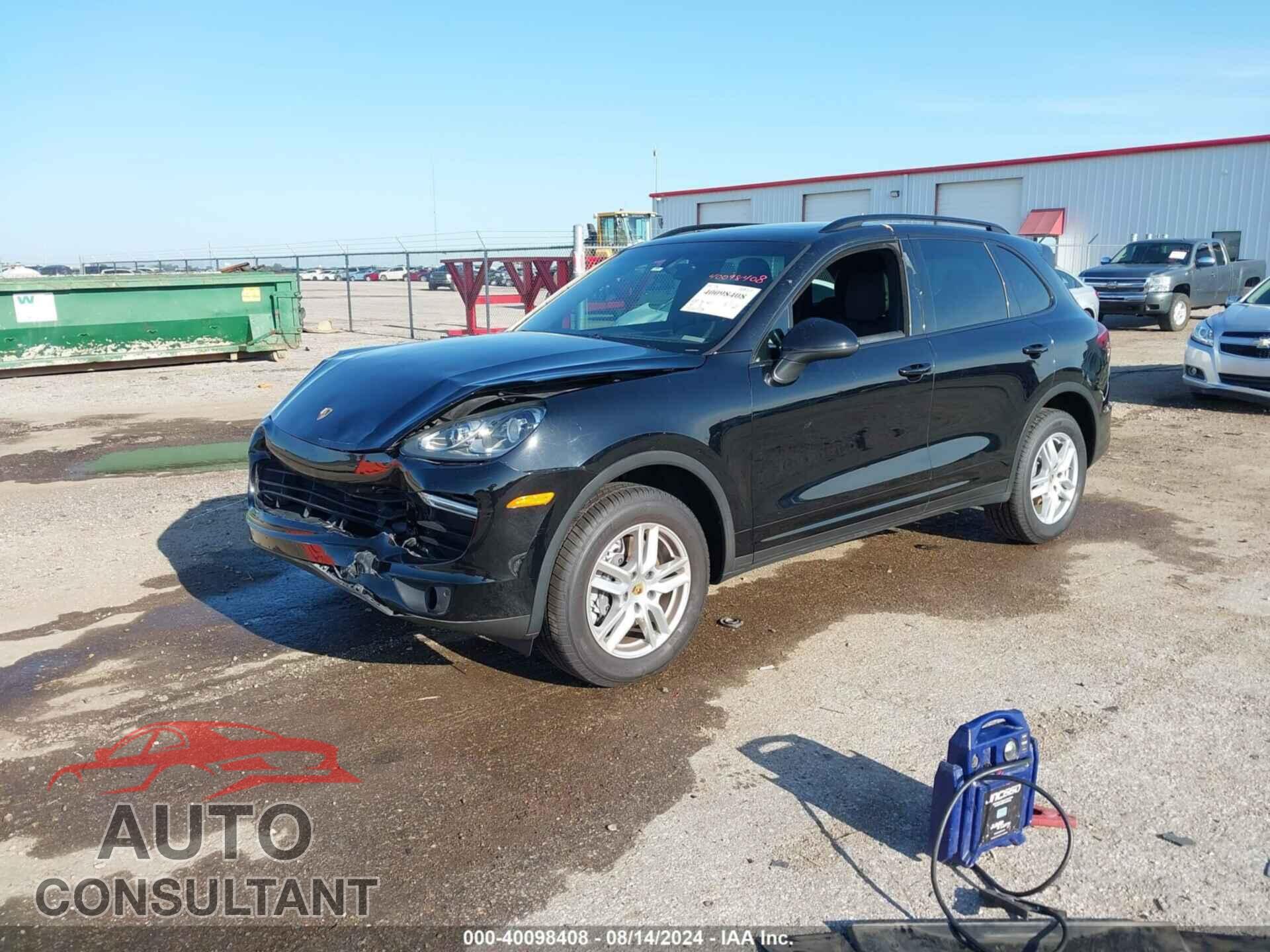 PORSCHE CAYENNE 2017 - WP1AA2A23HKA92085