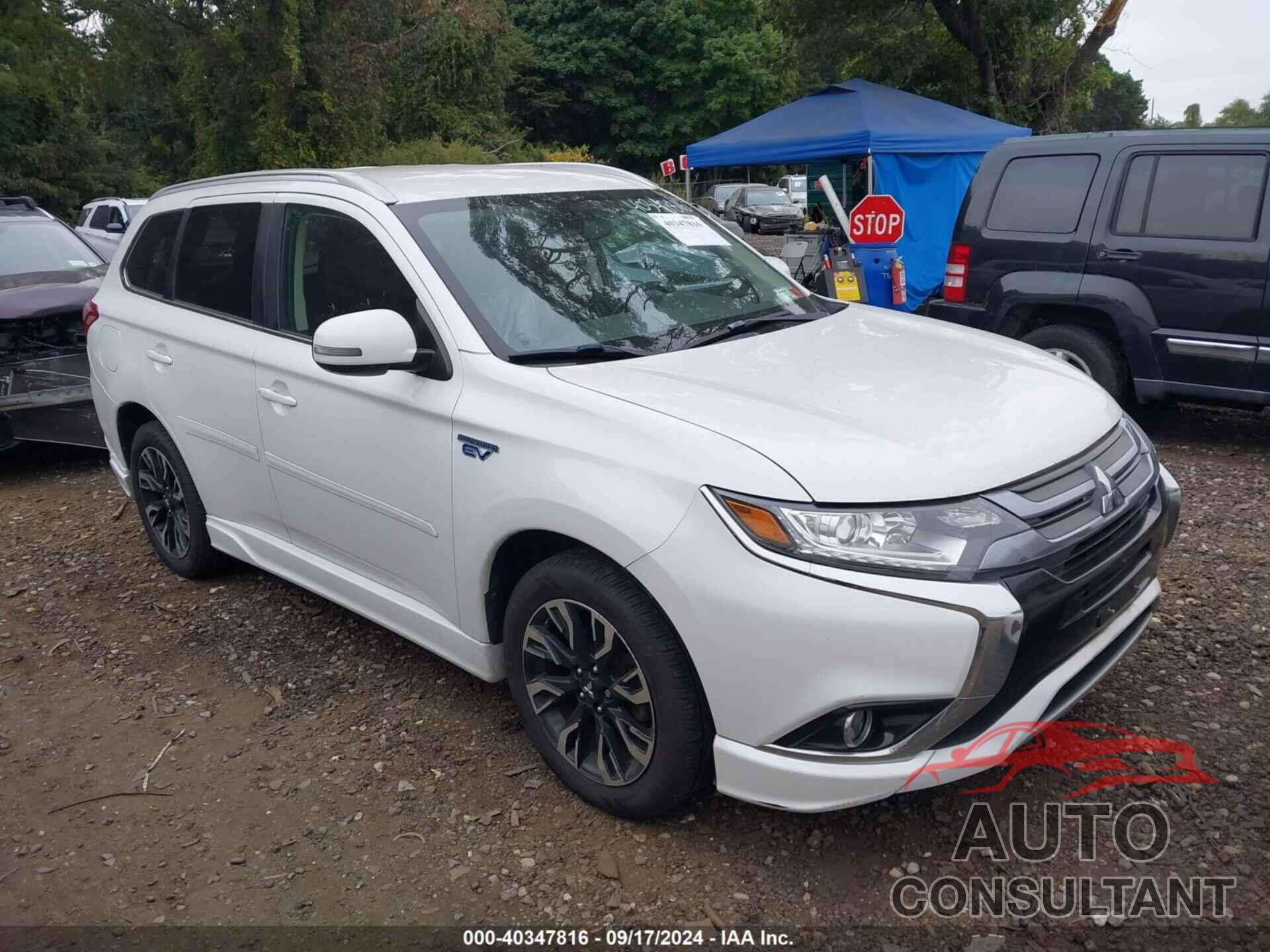MITSUBISHI OUTLANDER PHEV 2018 - JA4J24A53JZ058093