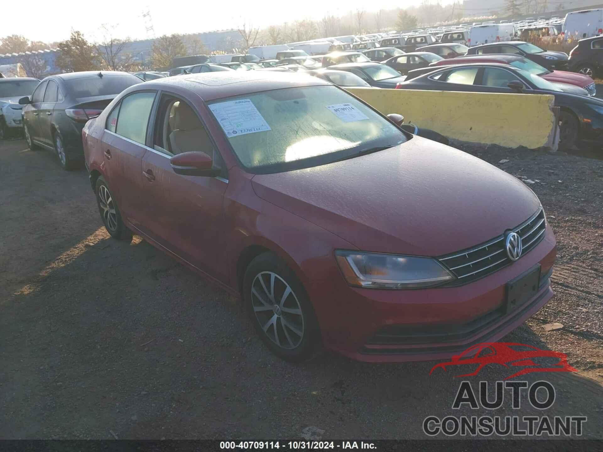 VOLKSWAGEN JETTA 2018 - 3VWDB7AJ6JM224056