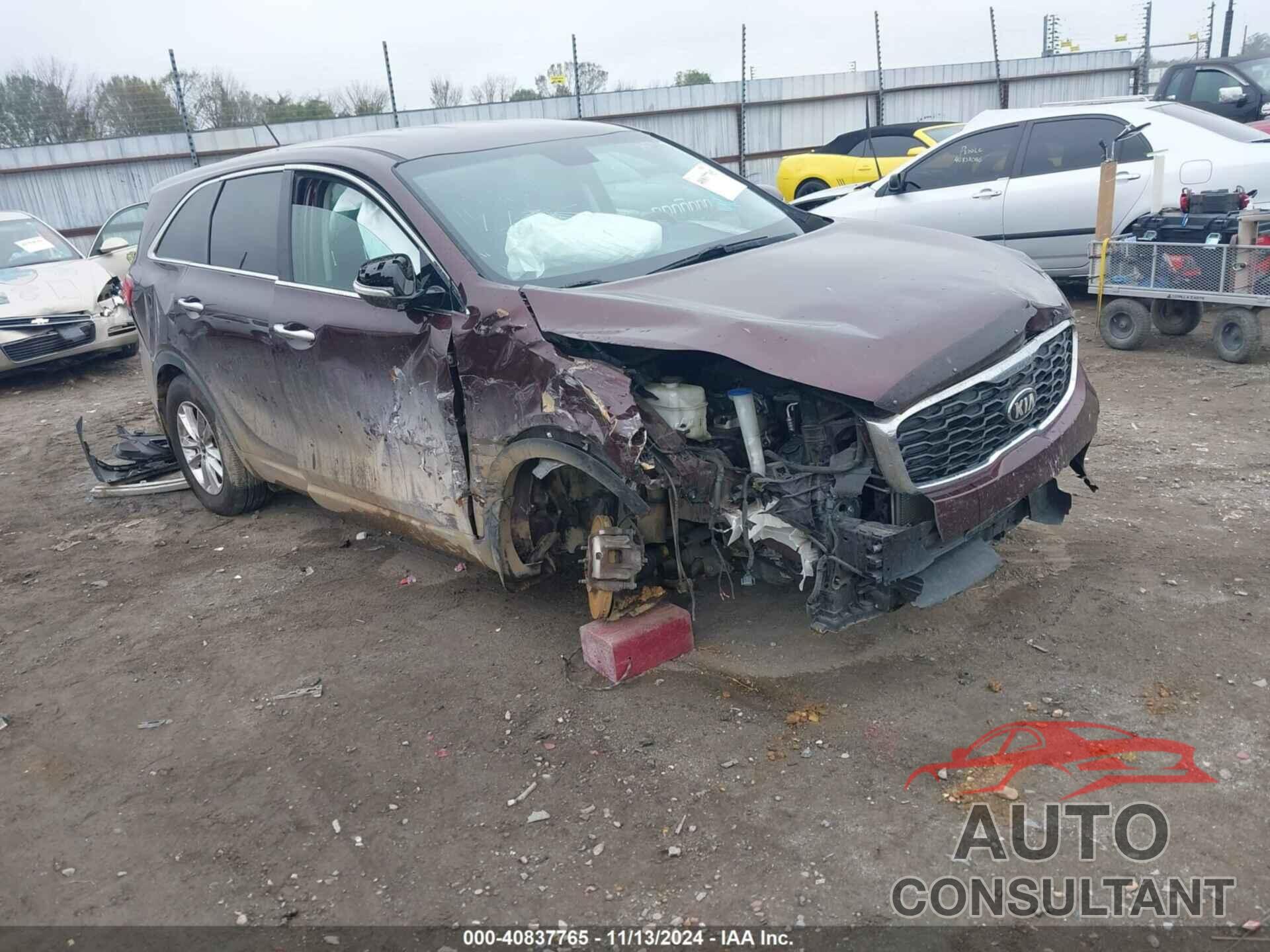 KIA SORENTO 2019 - 5XYPG4A3XKG553777